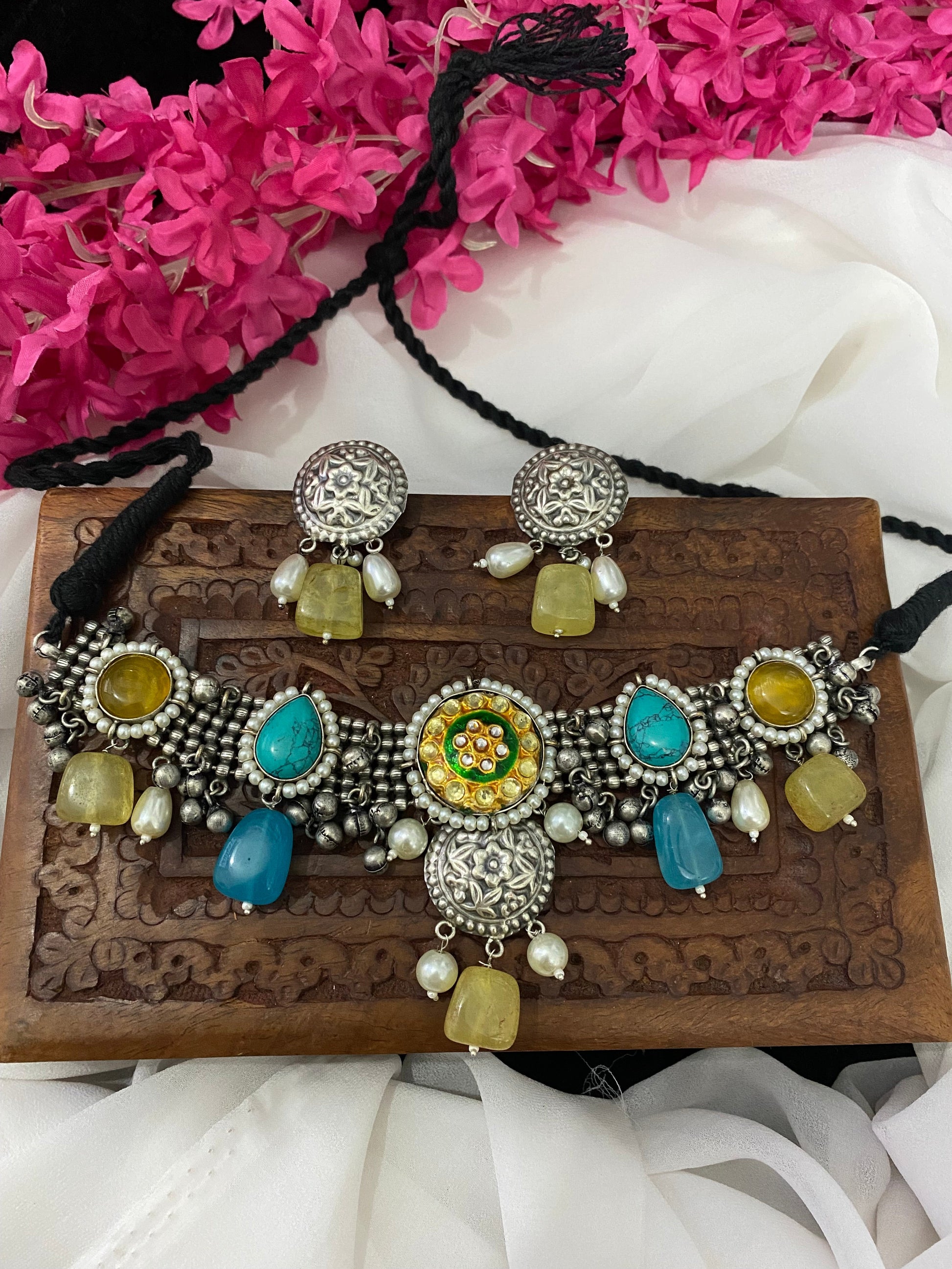 NILAKSHI CHOKER SET Gehnacollections