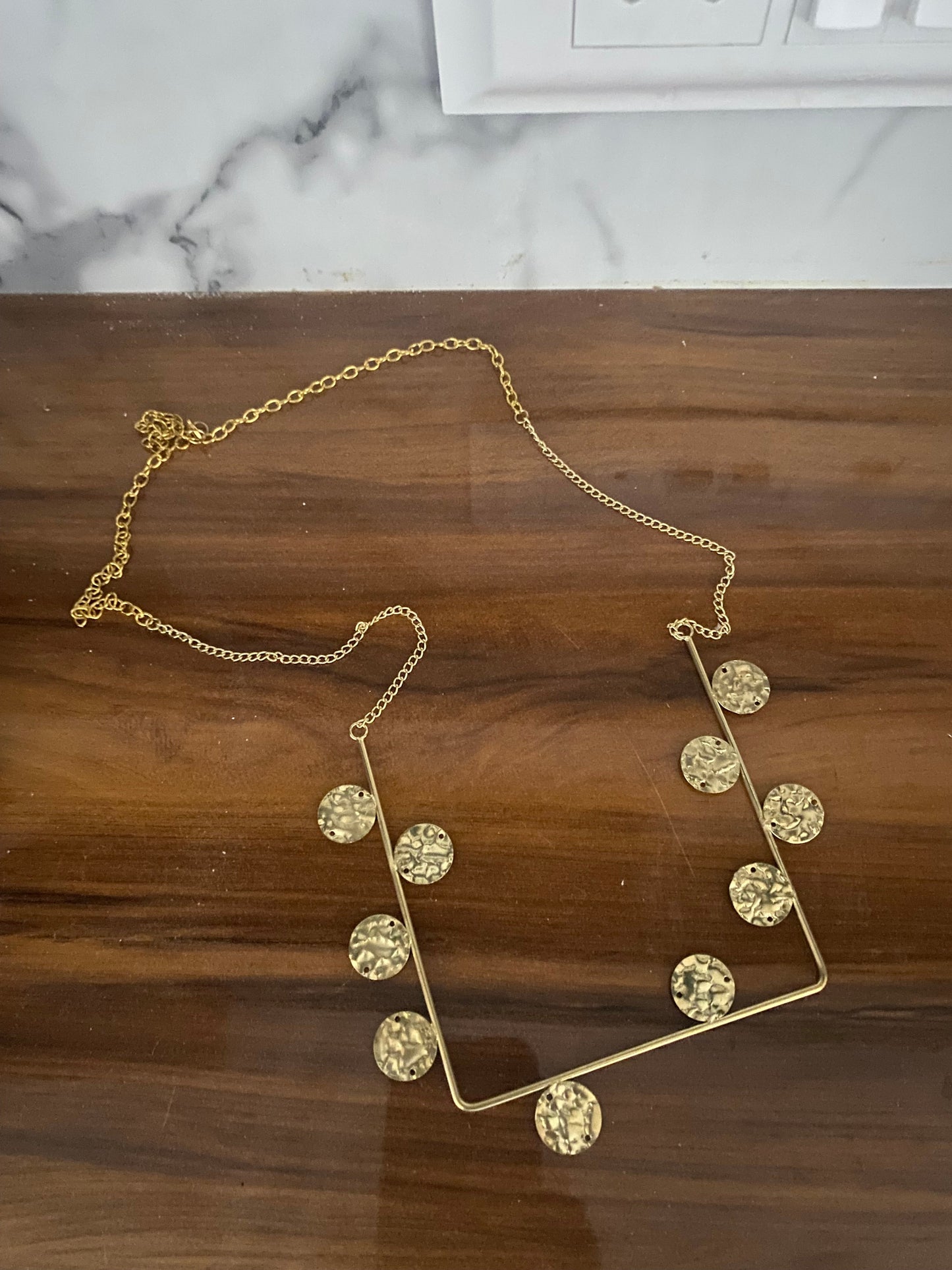 SQUARE PENDENT NECKLACE Gehnacollections