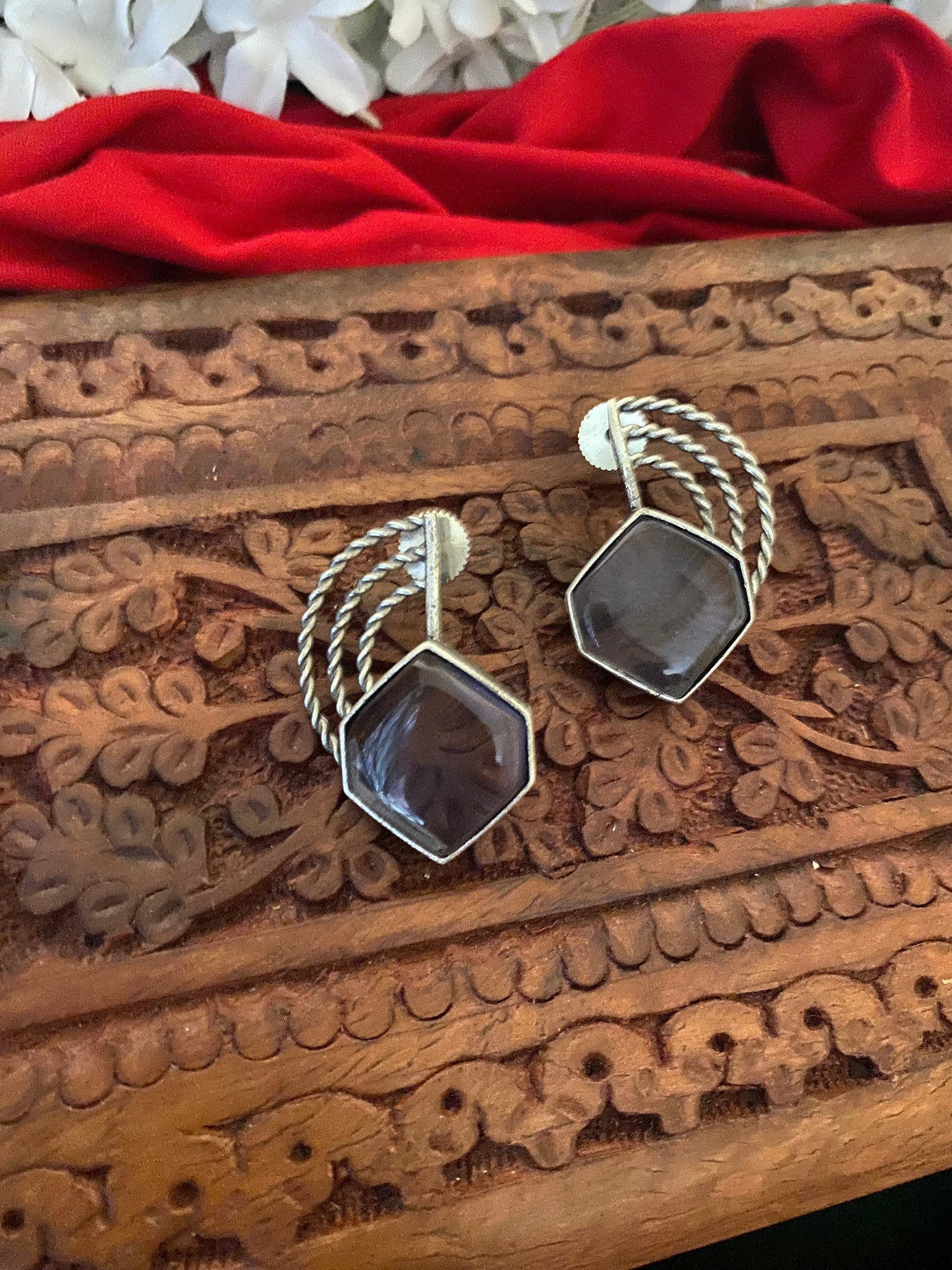 HALF MOON STUDS Gehnacollections