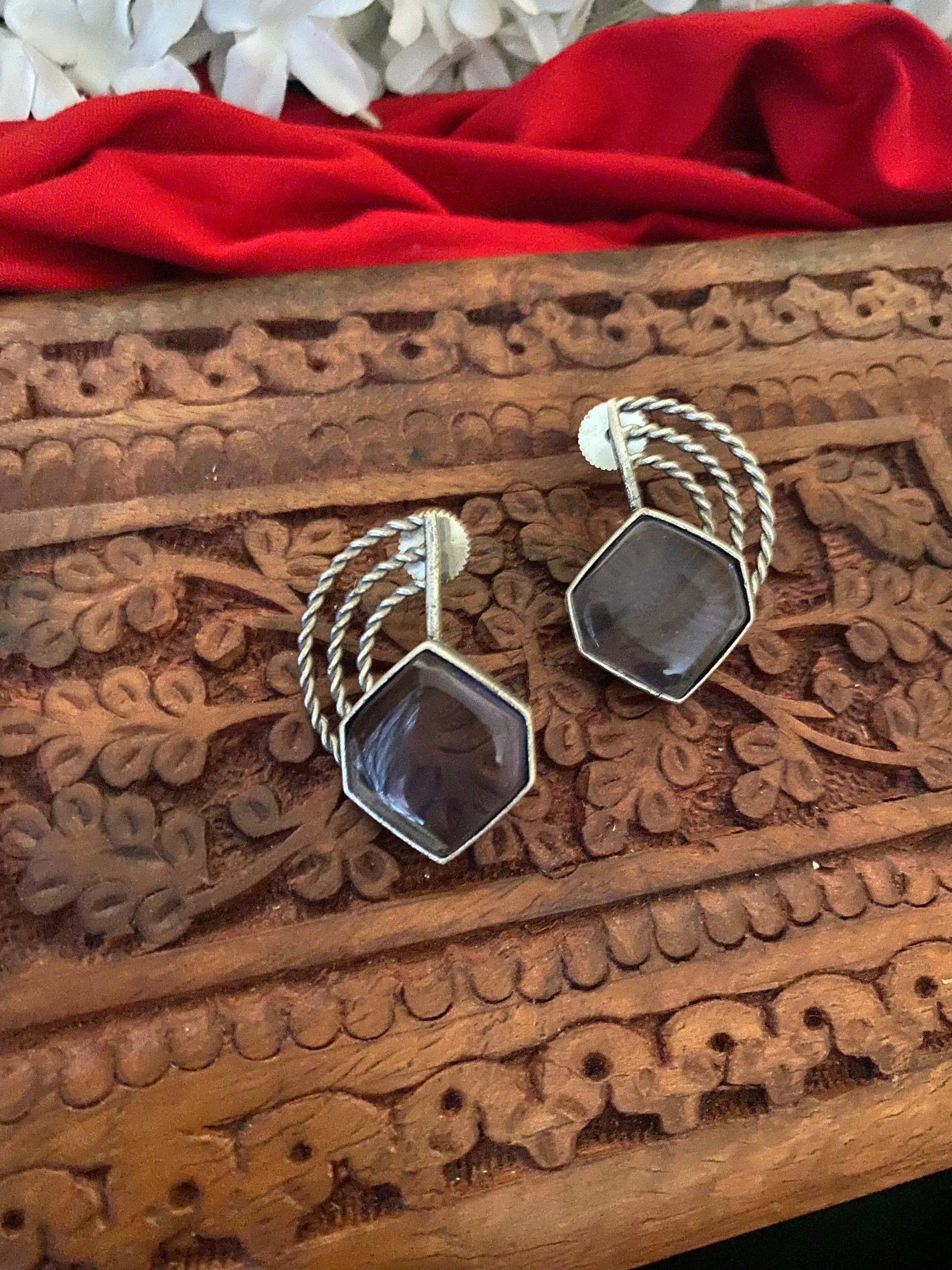 HALF MOON STUDS Gehnacollections