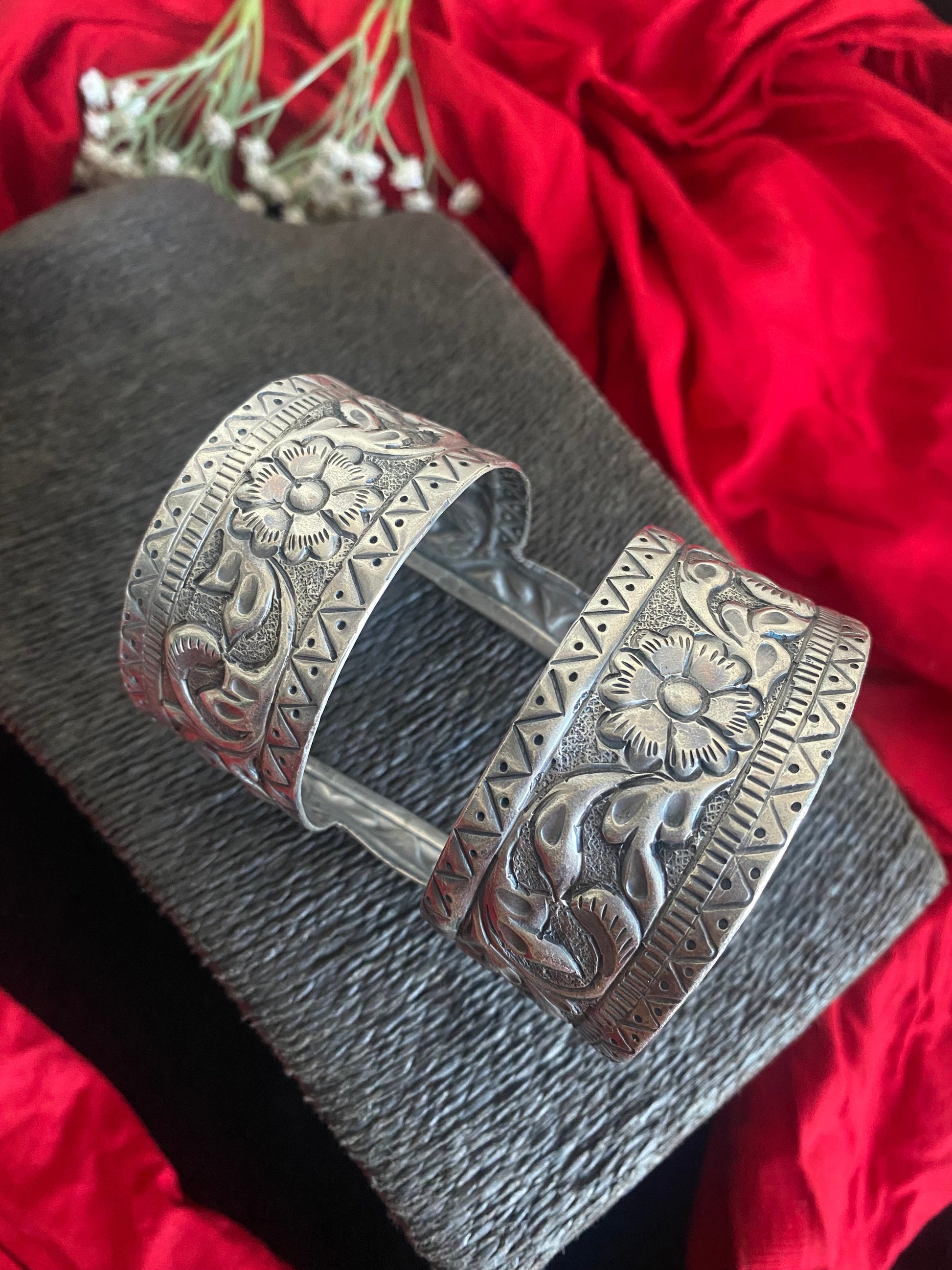 MUKTA KADA Gehnacollections