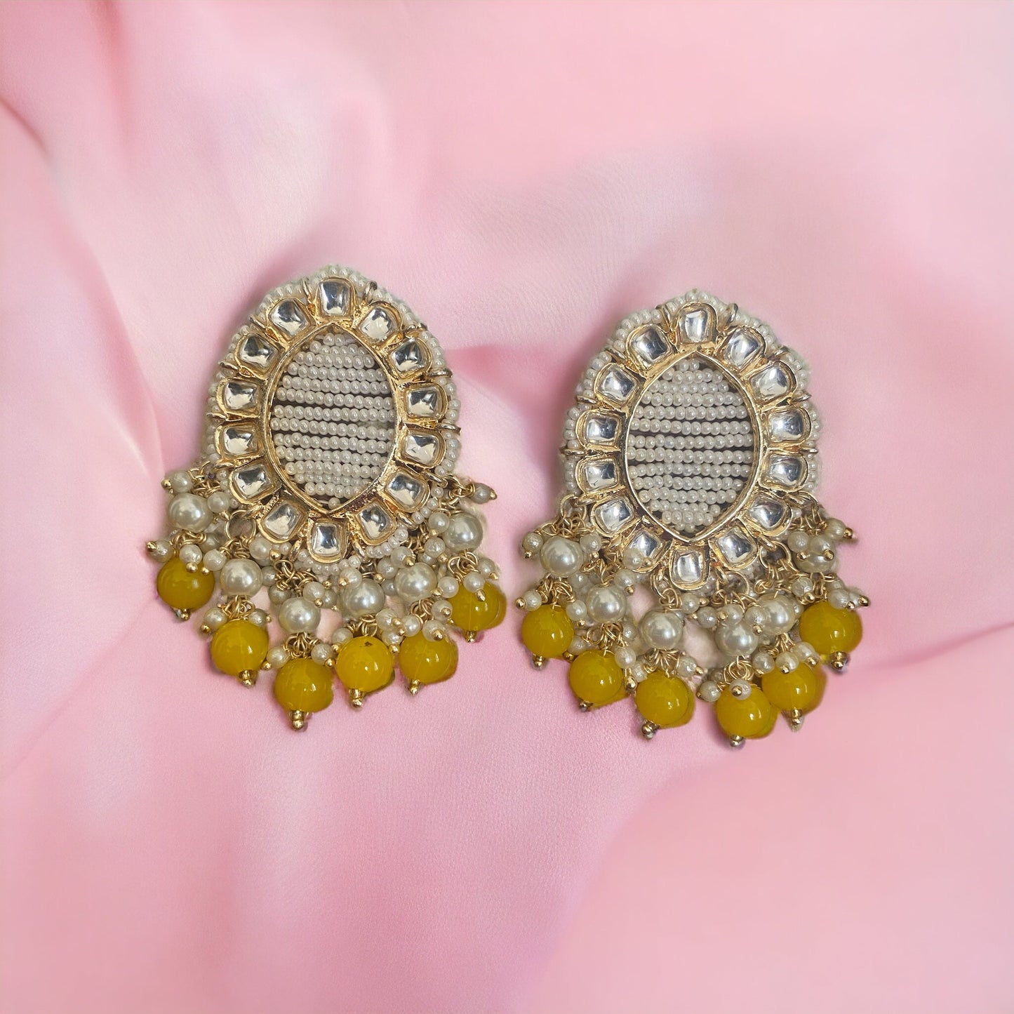 OVAL PEARL STUDS Gehnacollections