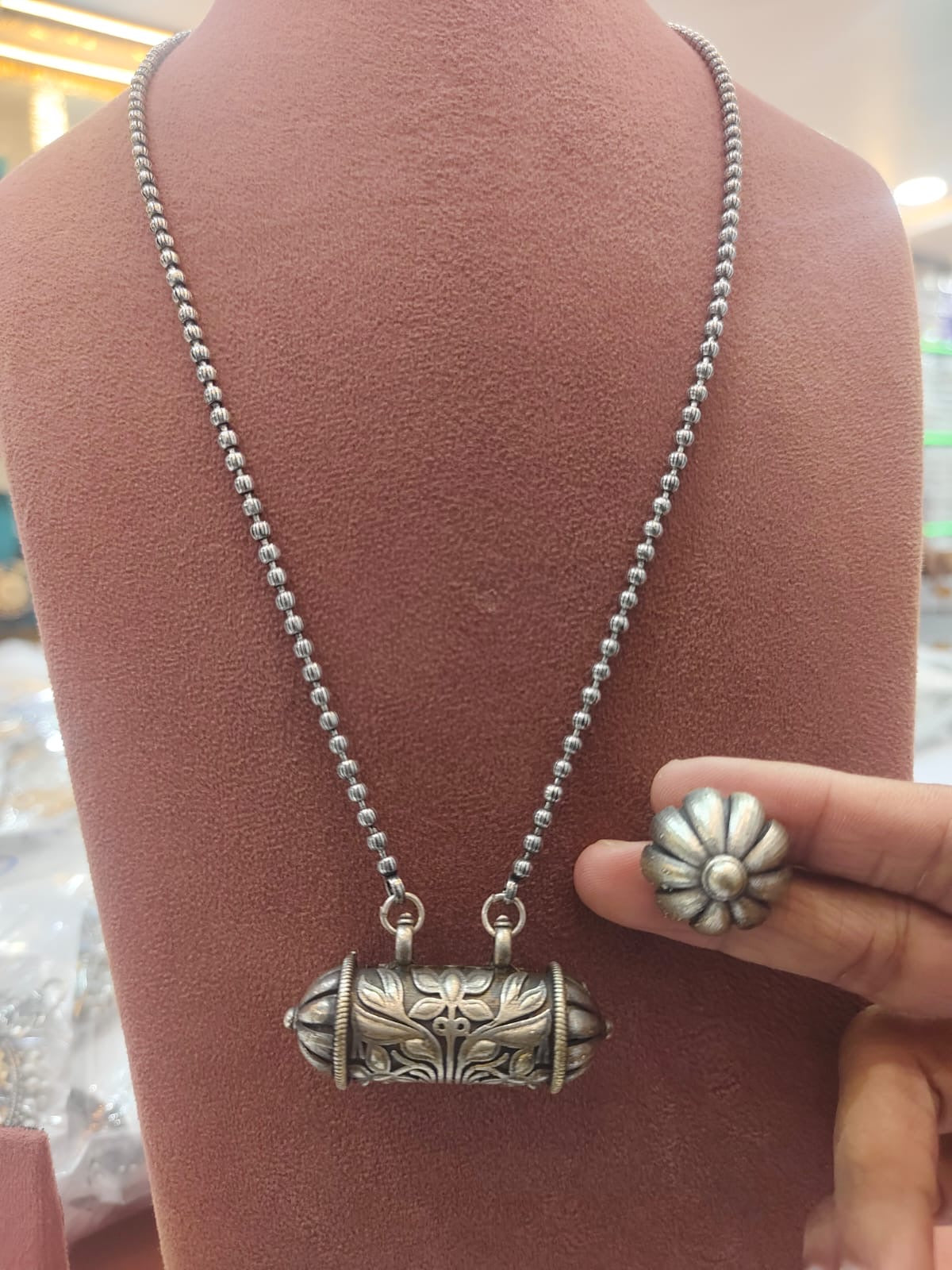 Sharavan chain pendent set Gehnacollections