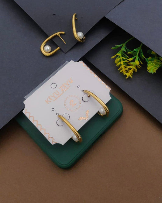 PEARL STUDS Gehnacollections