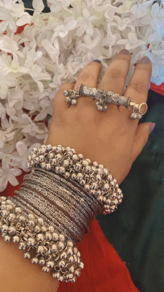 DAKSHA GHUNGHROO RING