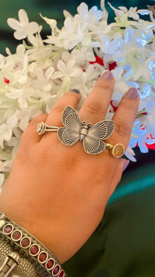 BUTTERFLY RING