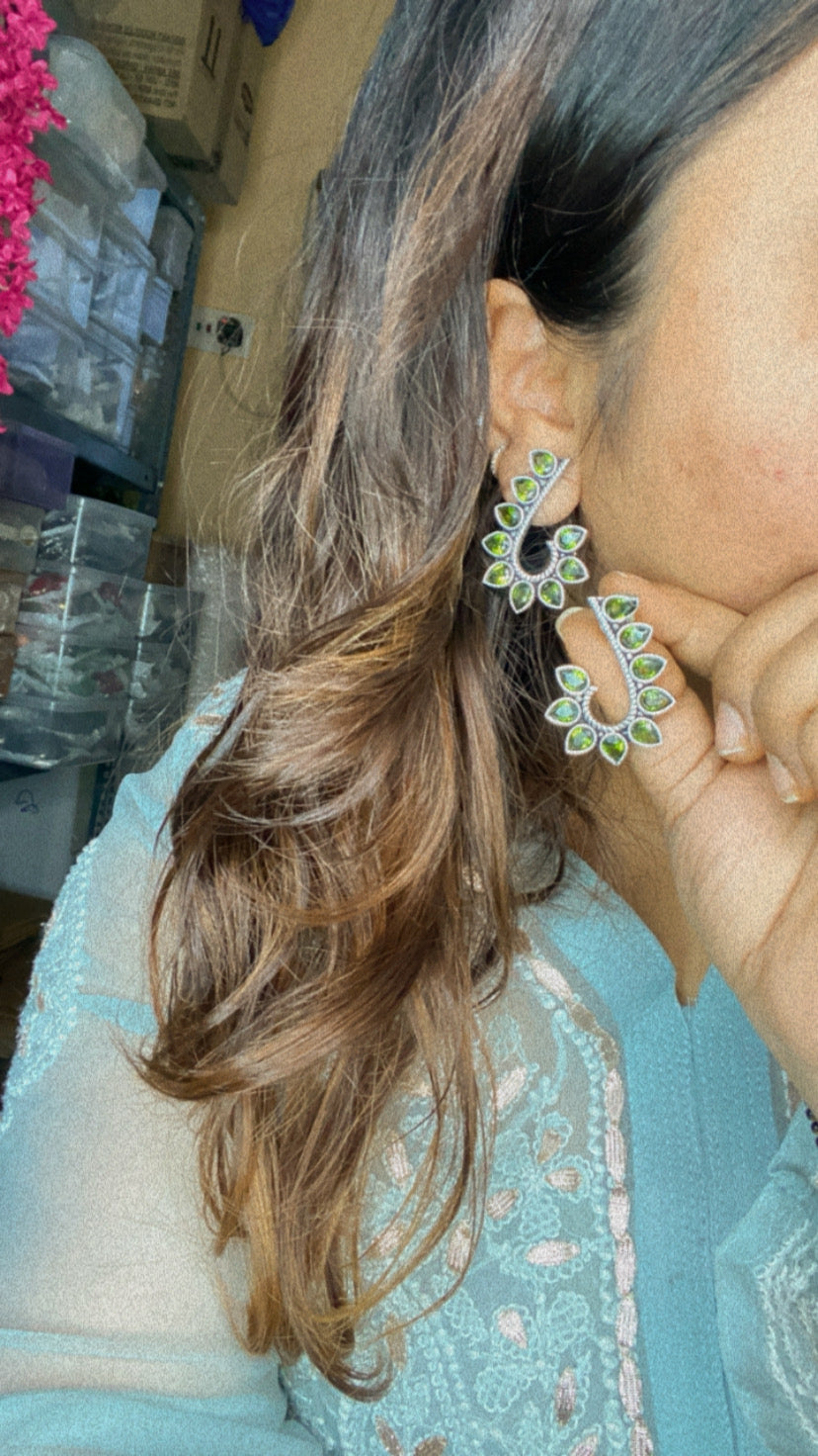 CURVE STUDS Gehnacollections