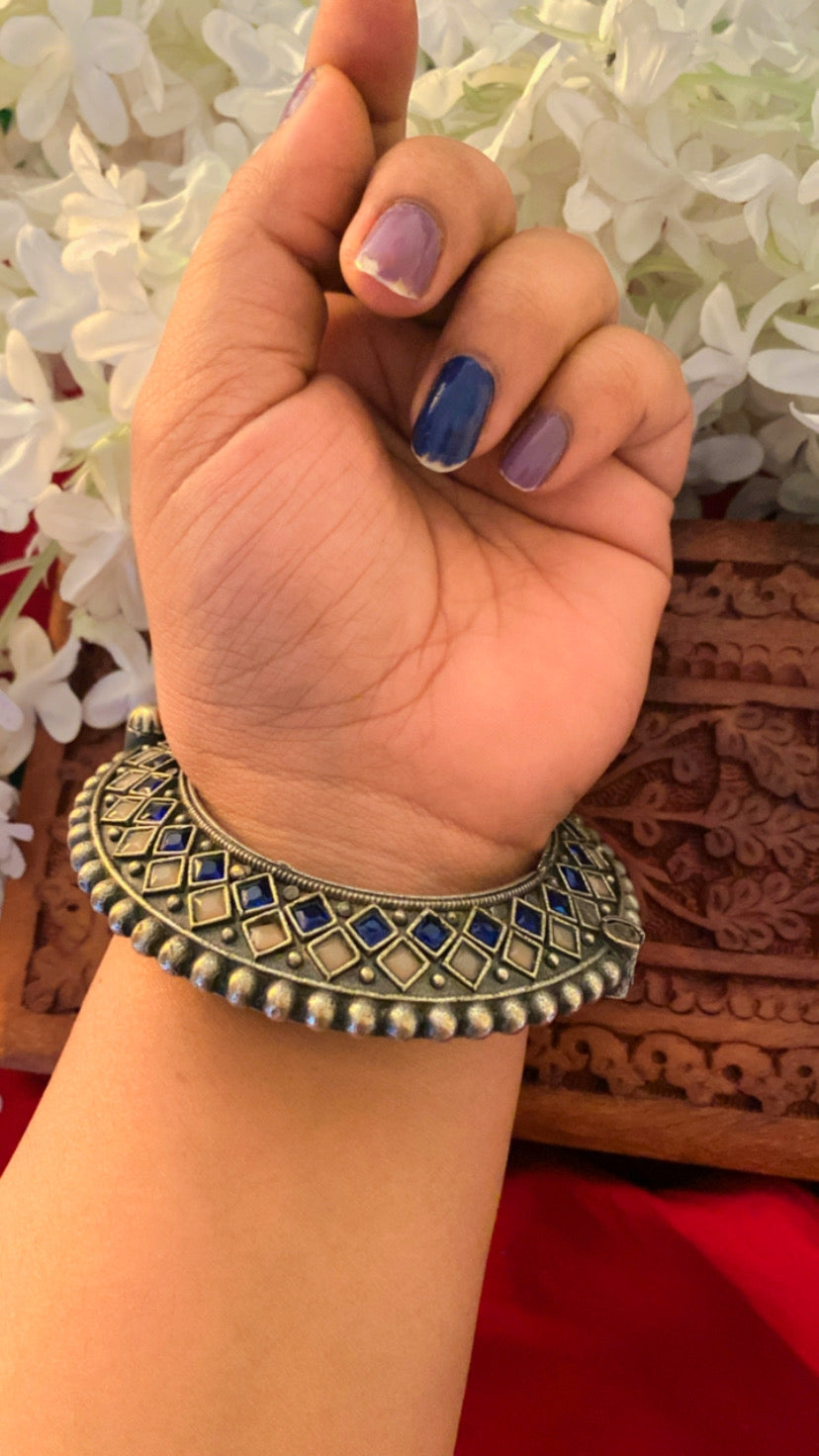 RAJWADA KADA Gehnacollections