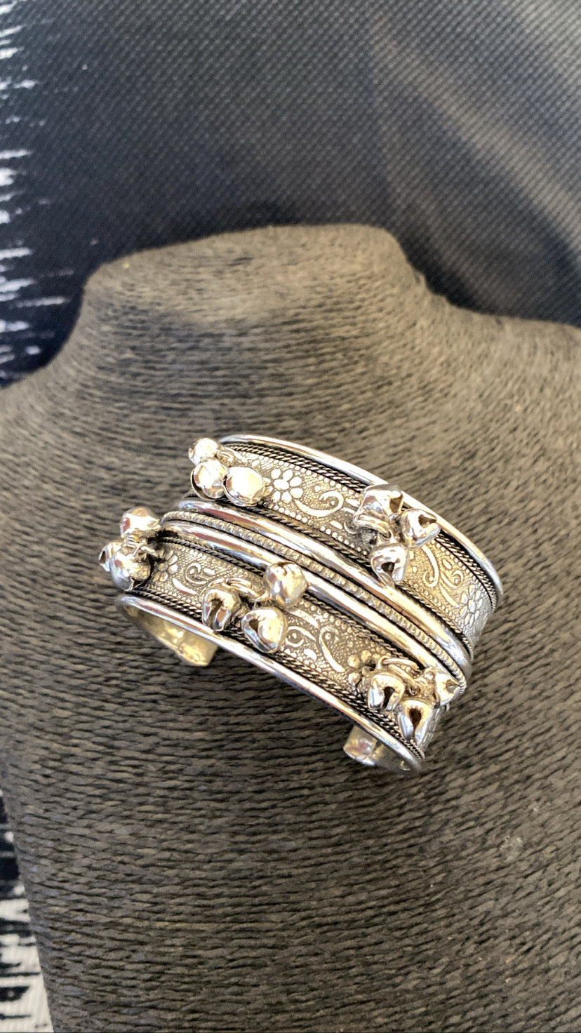 AIYANA KADA Gehnacollections