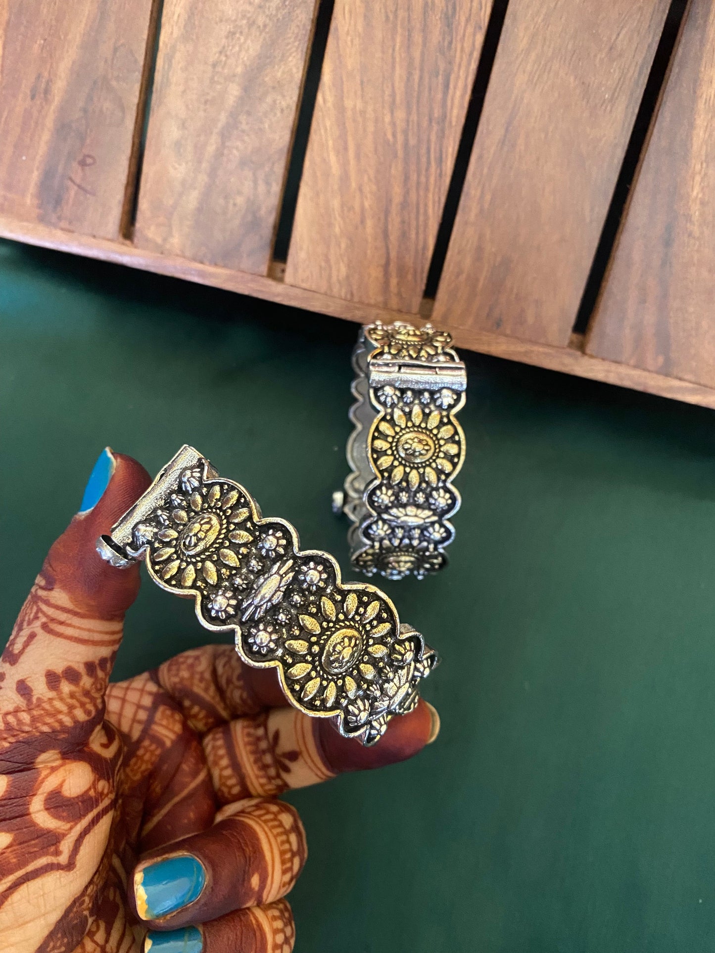 SURYA DUAL TONE KADA Gehnacollections