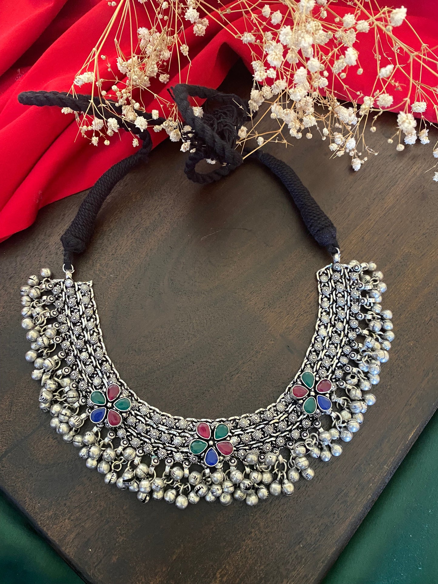 GHUNGHROO STONE CHOKER Gehnacollections