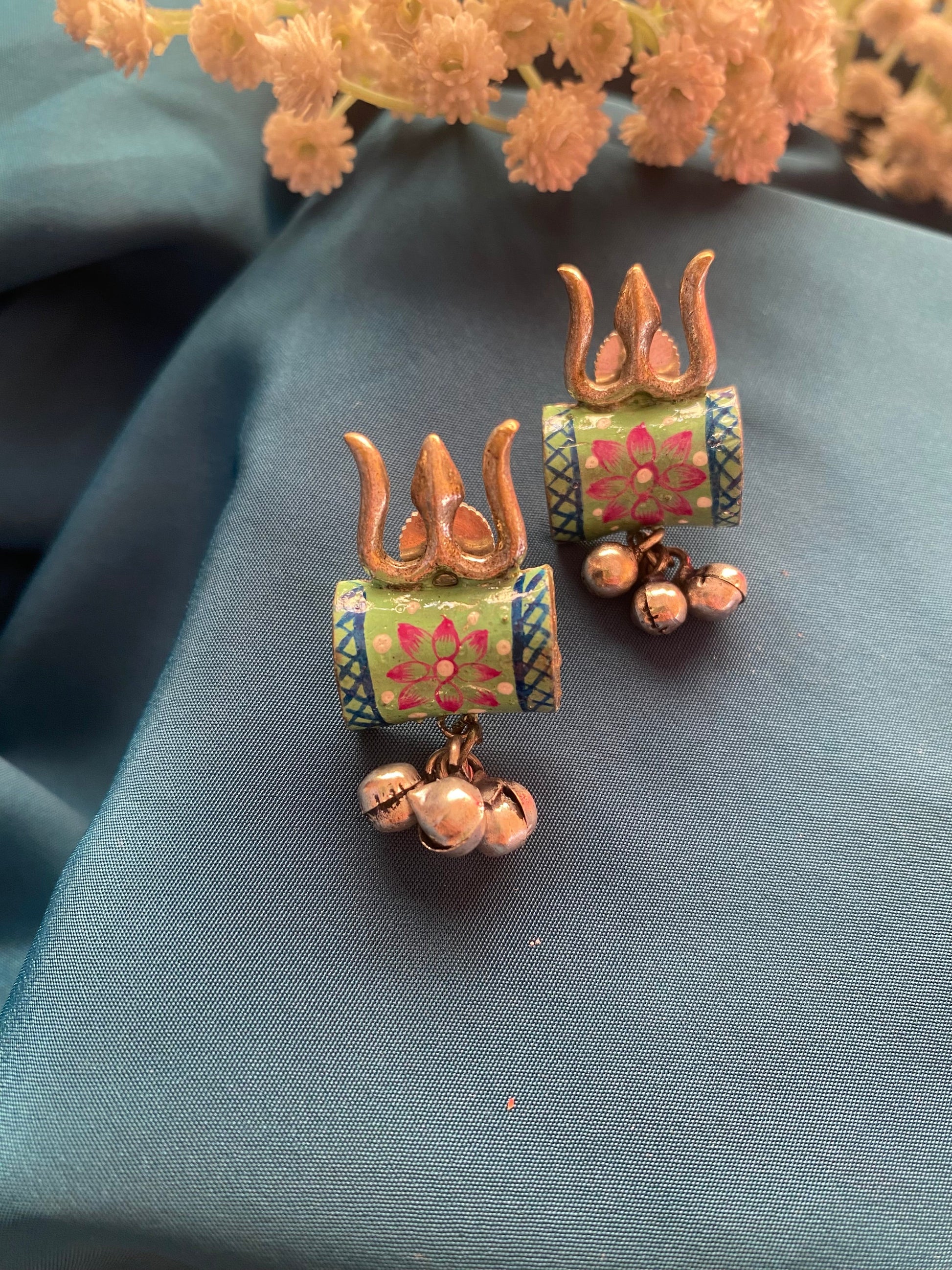 TRISHUL STUDS Gehnacollections