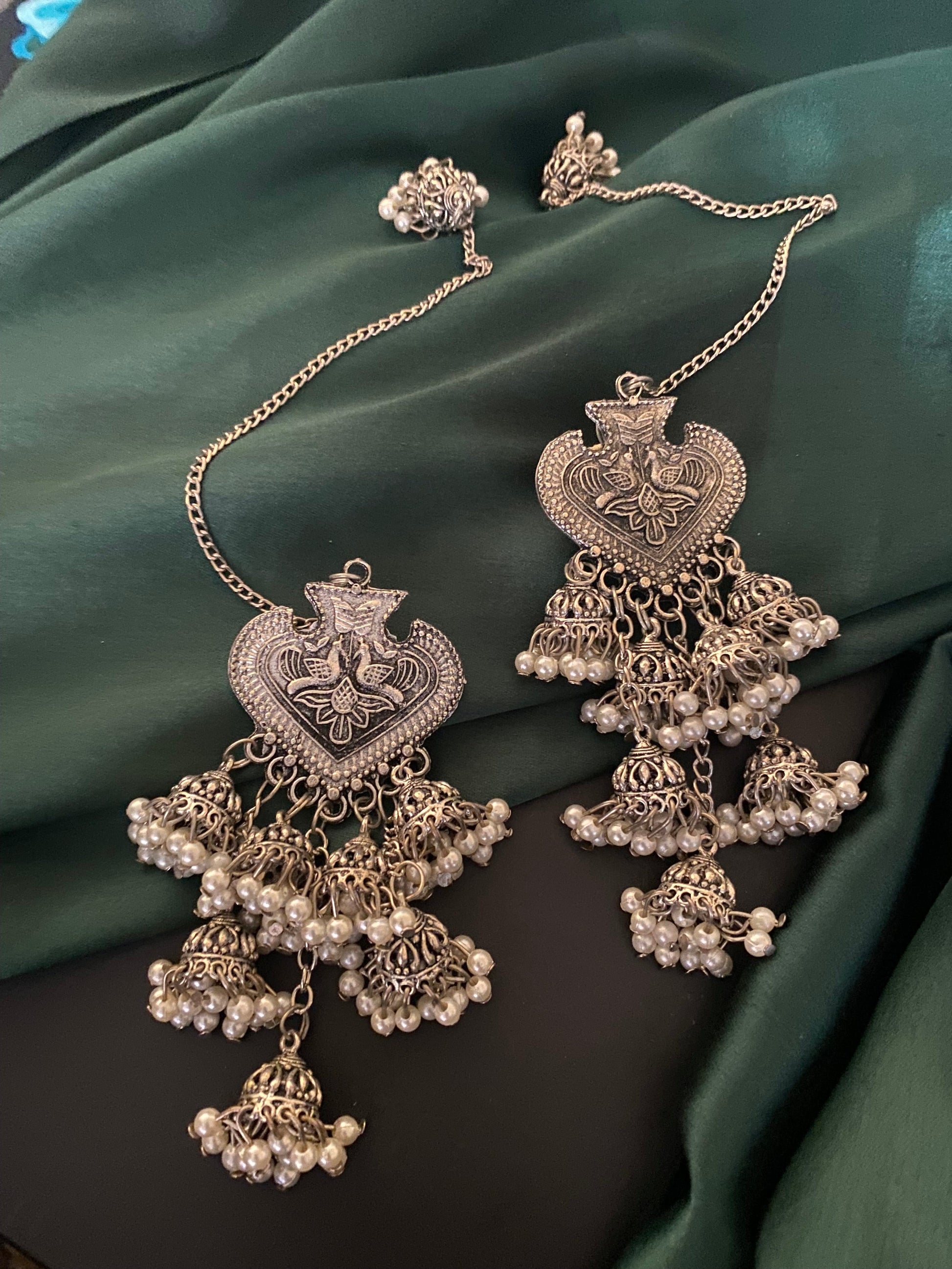 PEARL 6 LAYER EARRINGS Gehnacollections