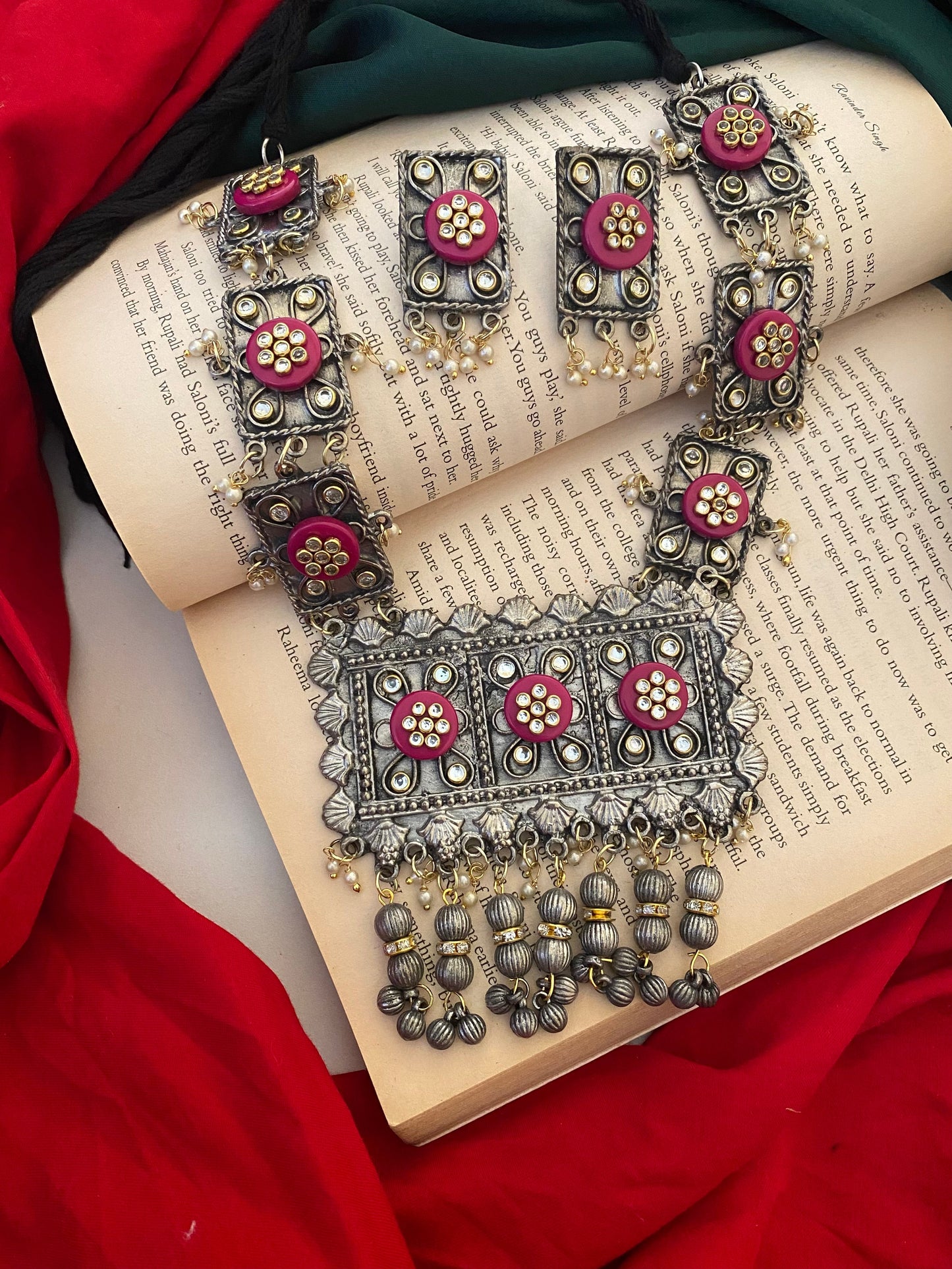 SHAGUFTA LONG NECKLACE SET Gehnacollections
