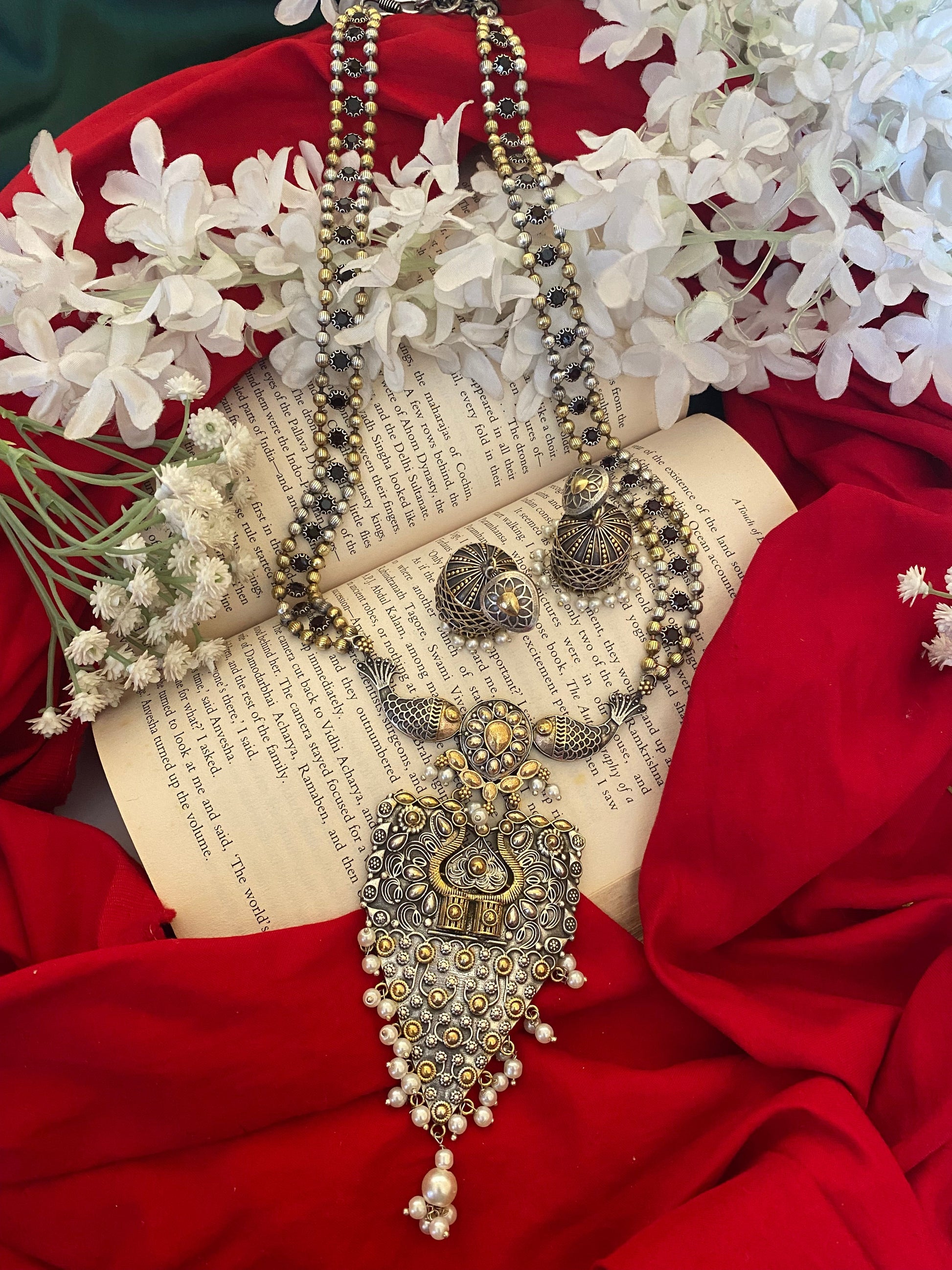 DUAL TONE FISH LONG NECKLACE SET Gehnacollections