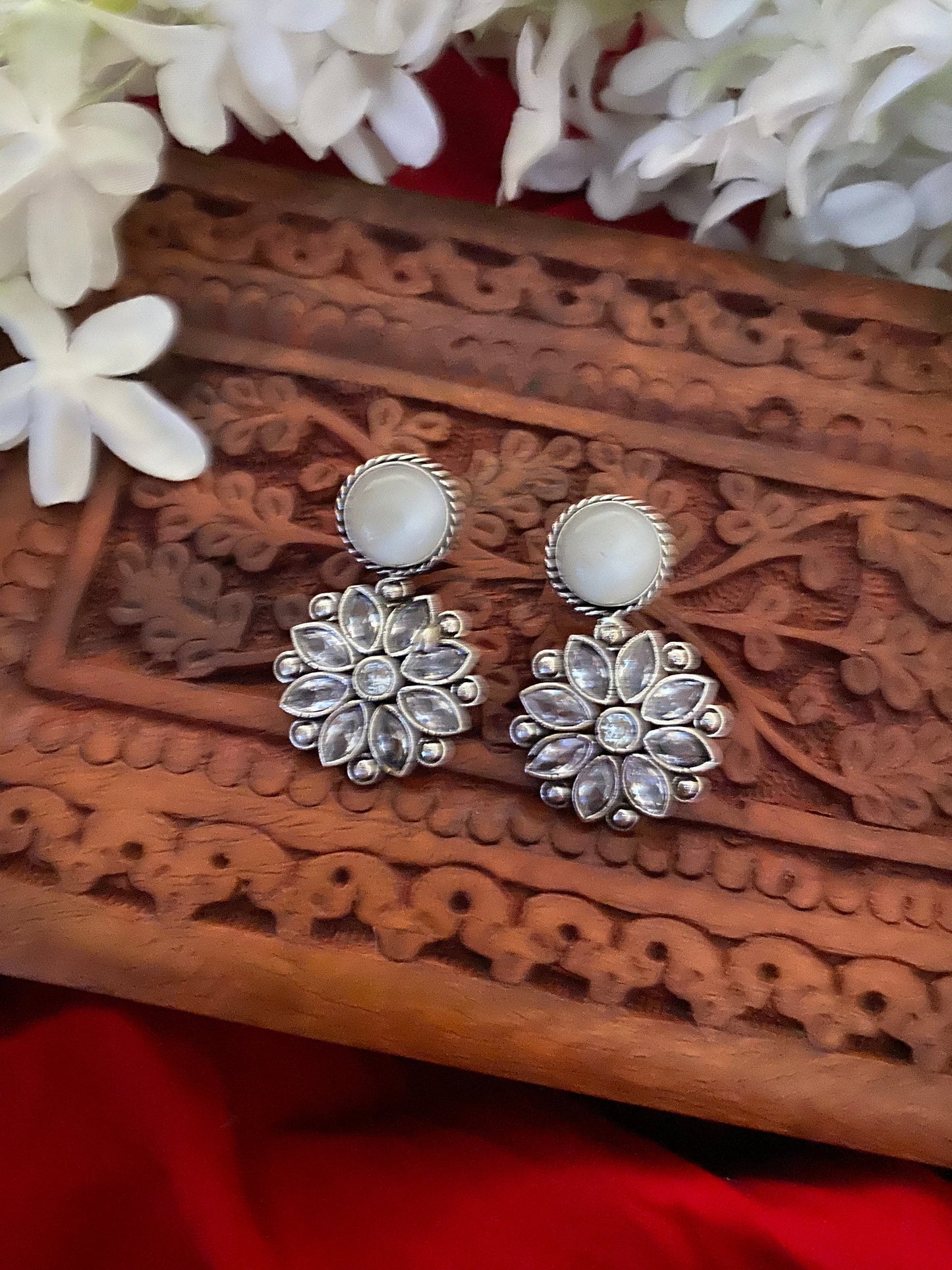 RAAG STUDS Gehnacollections