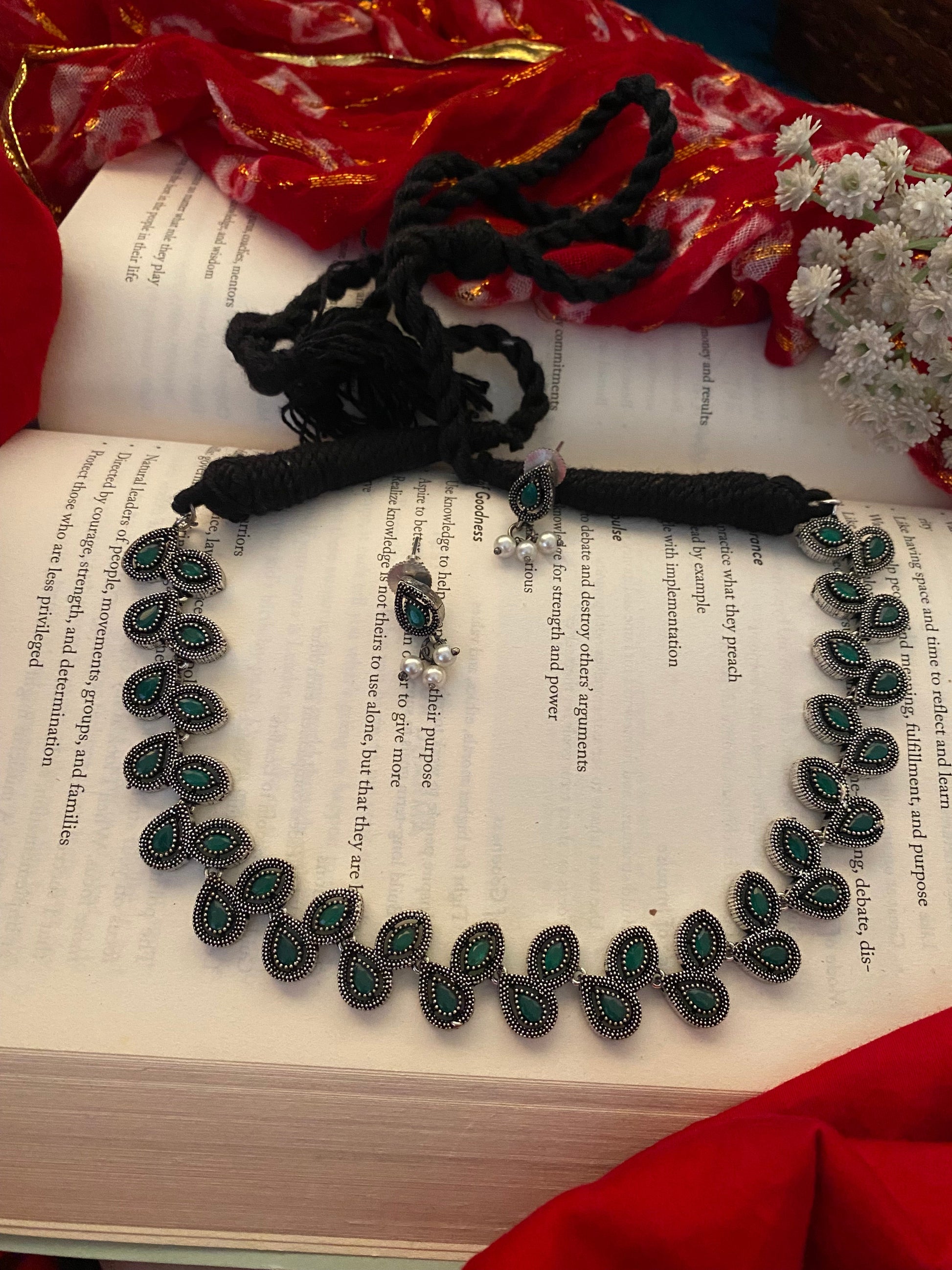 PIYA CHOKER SET Gehnacollections