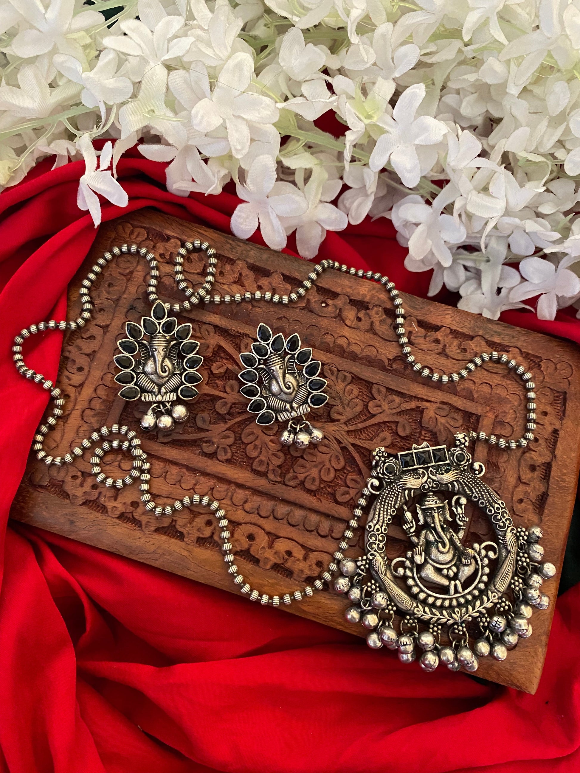 GANNUJI LONG NECKLACE SET Gehnacollections