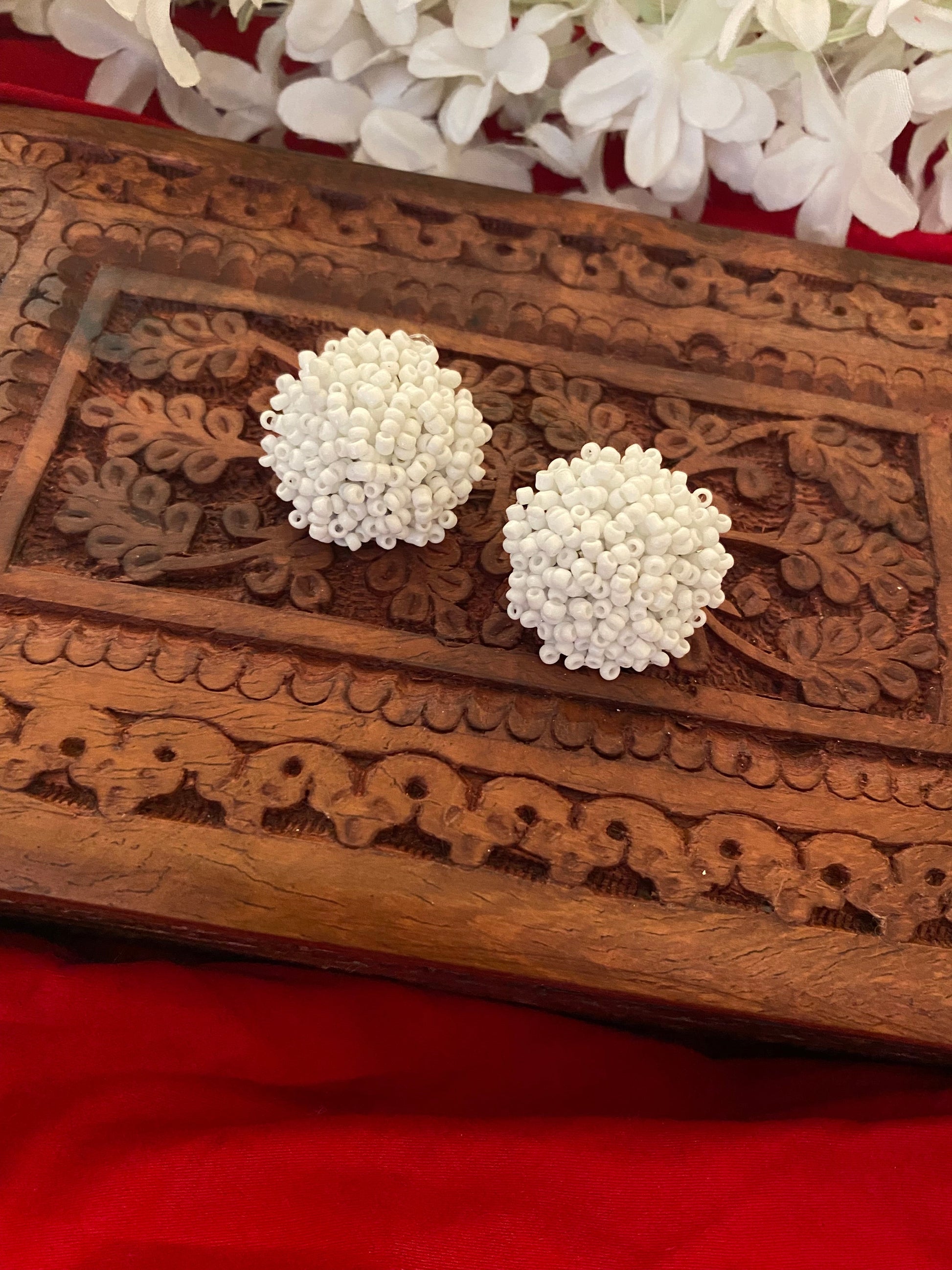 Bead studs Gehnacollections