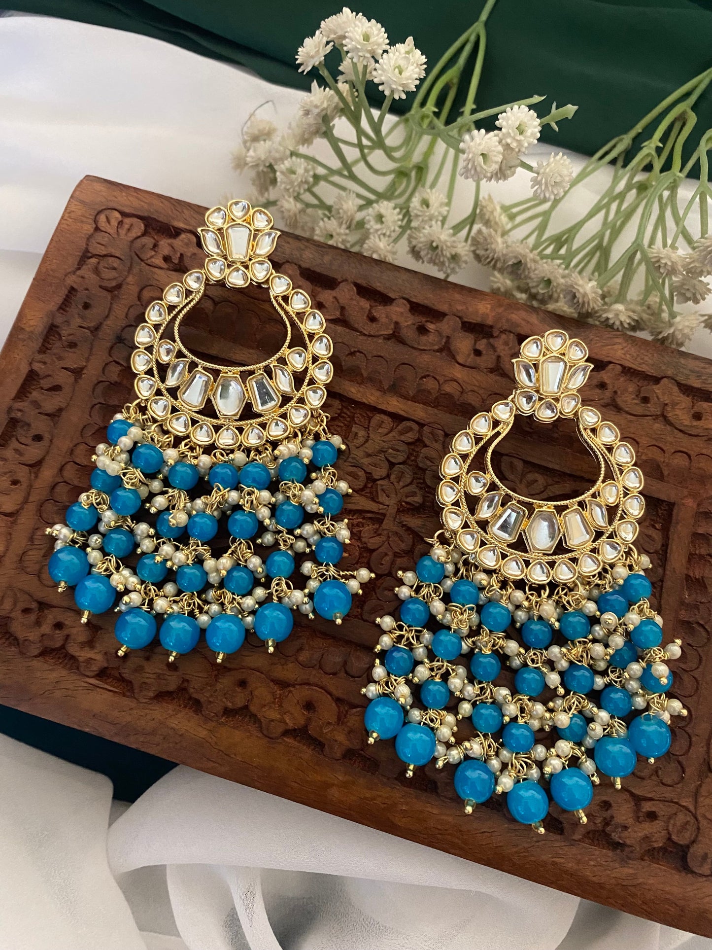 LISA CHANDBALI Gehnacollections