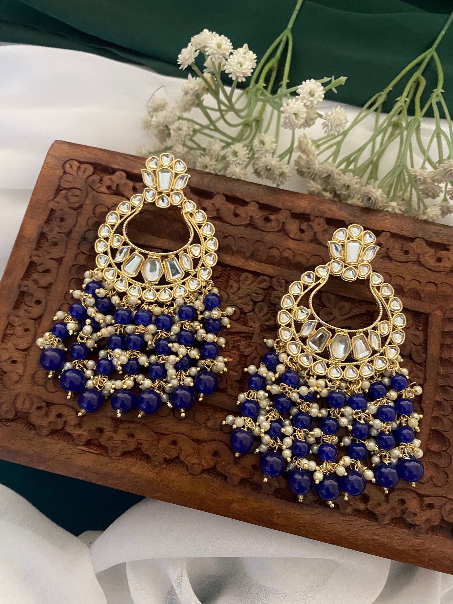 LISA CHANDBALI Gehnacollections