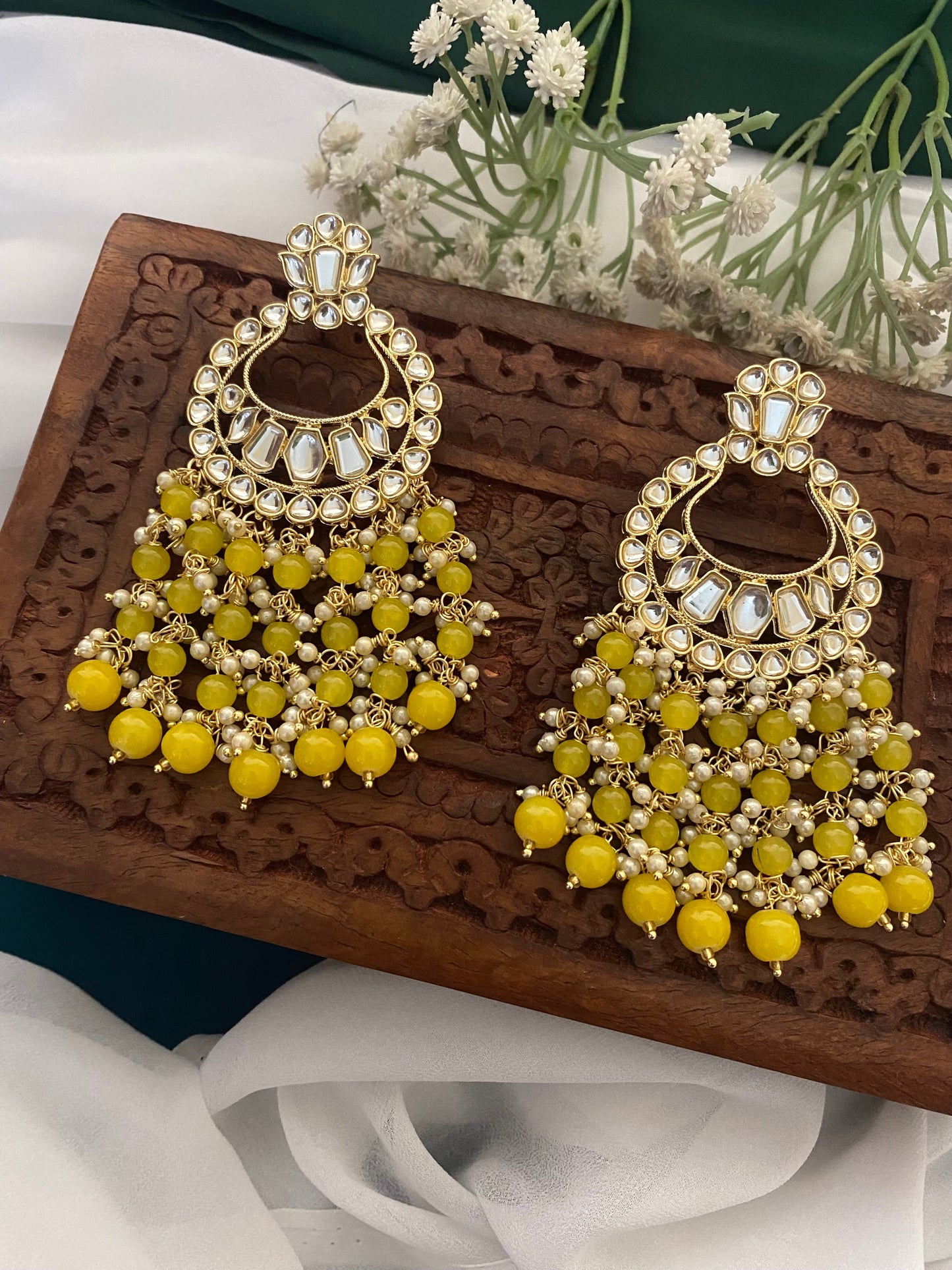 LISA CHANDBALI Gehnacollections