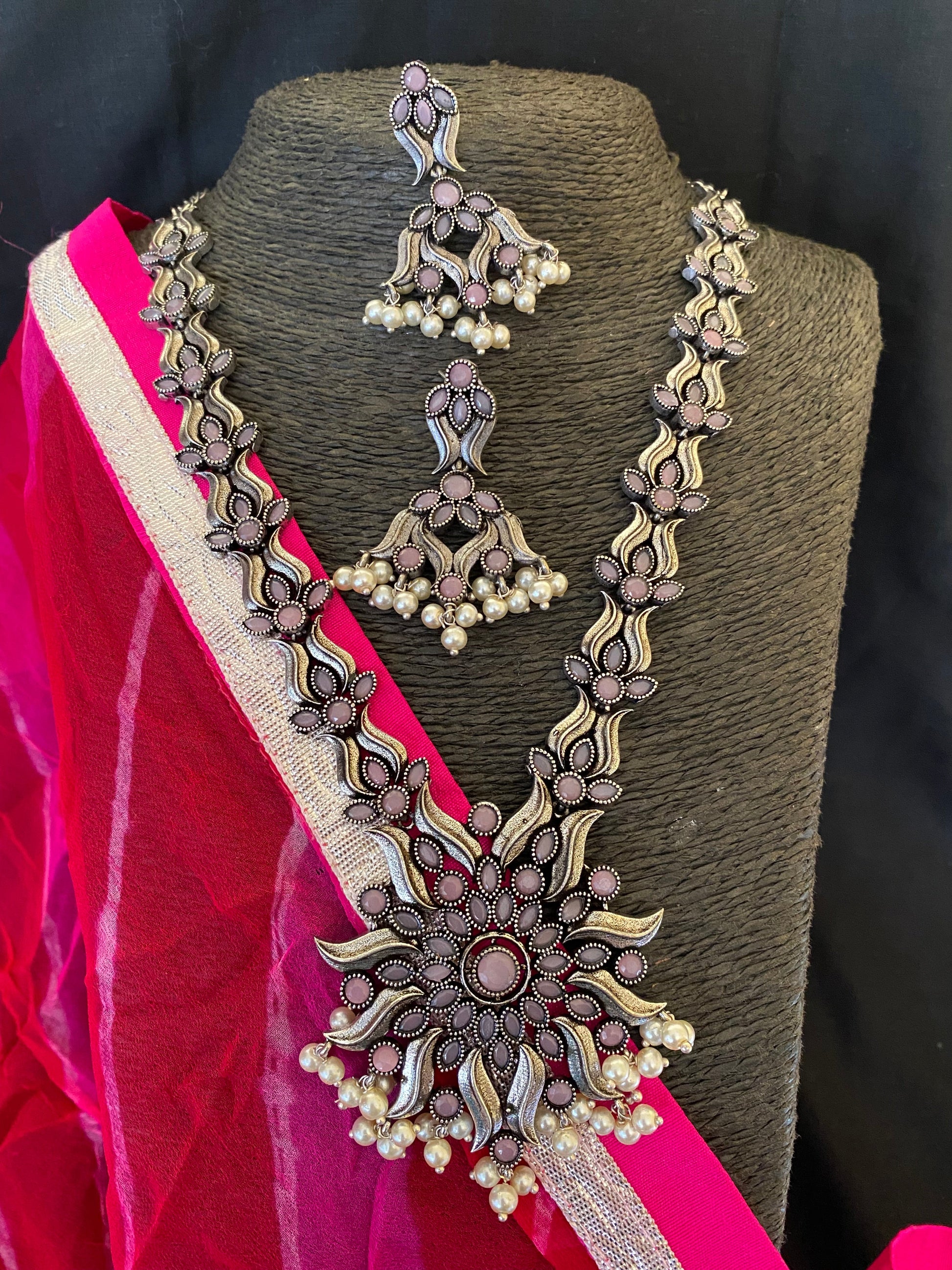 NAINTARA LONG NECKLACE SET Gehnacollections