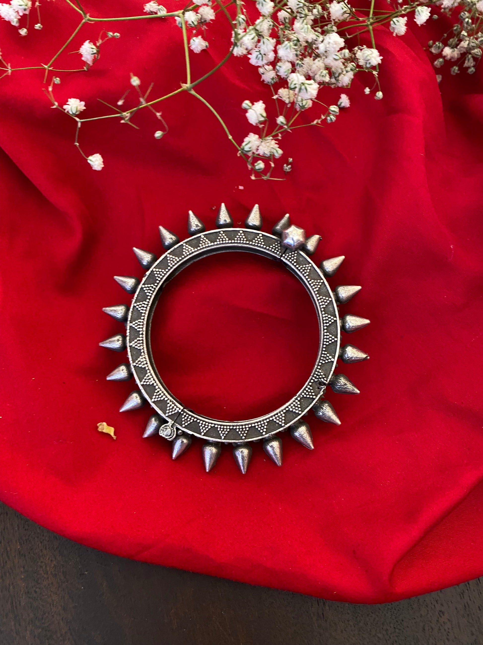 SPIKE KADA Gehnacollections