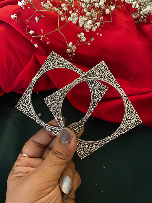 NAAZIYA BANGLES Gehnacollections