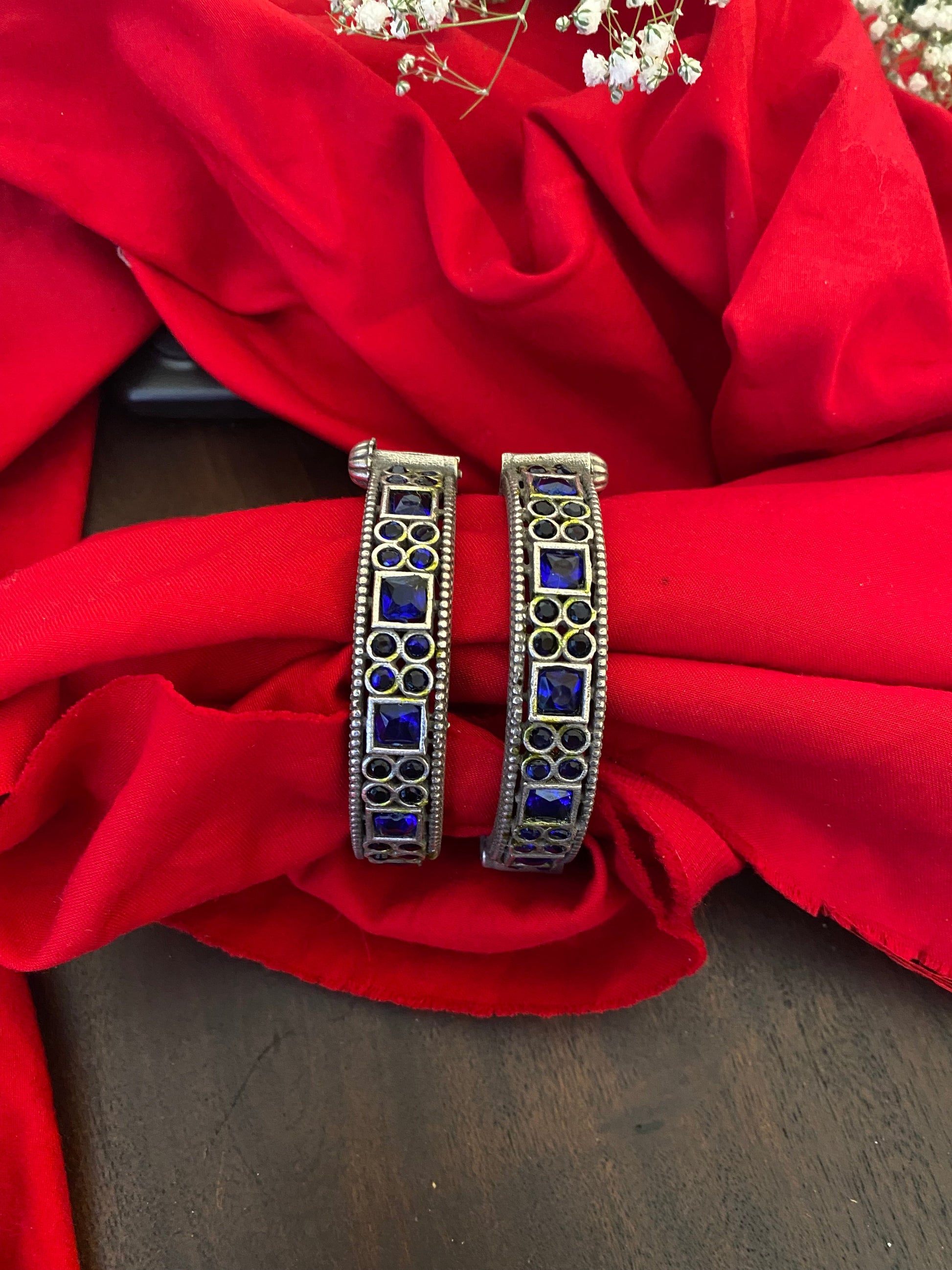 DHAMI STONE KADA Gehnacollections