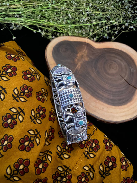 ELEPHANT KADA Gehnacollections