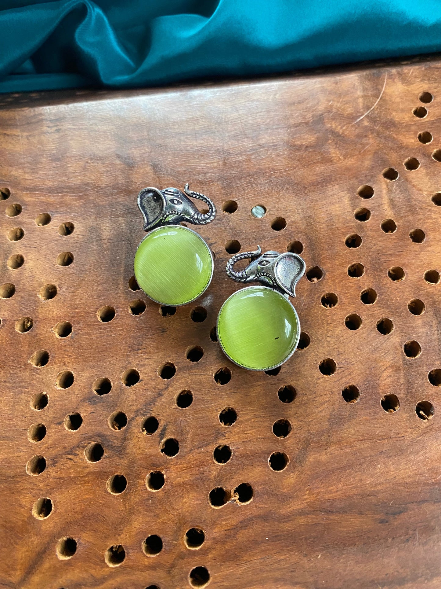 MONALISHA ELEPHANT STUDS Gehnacollections