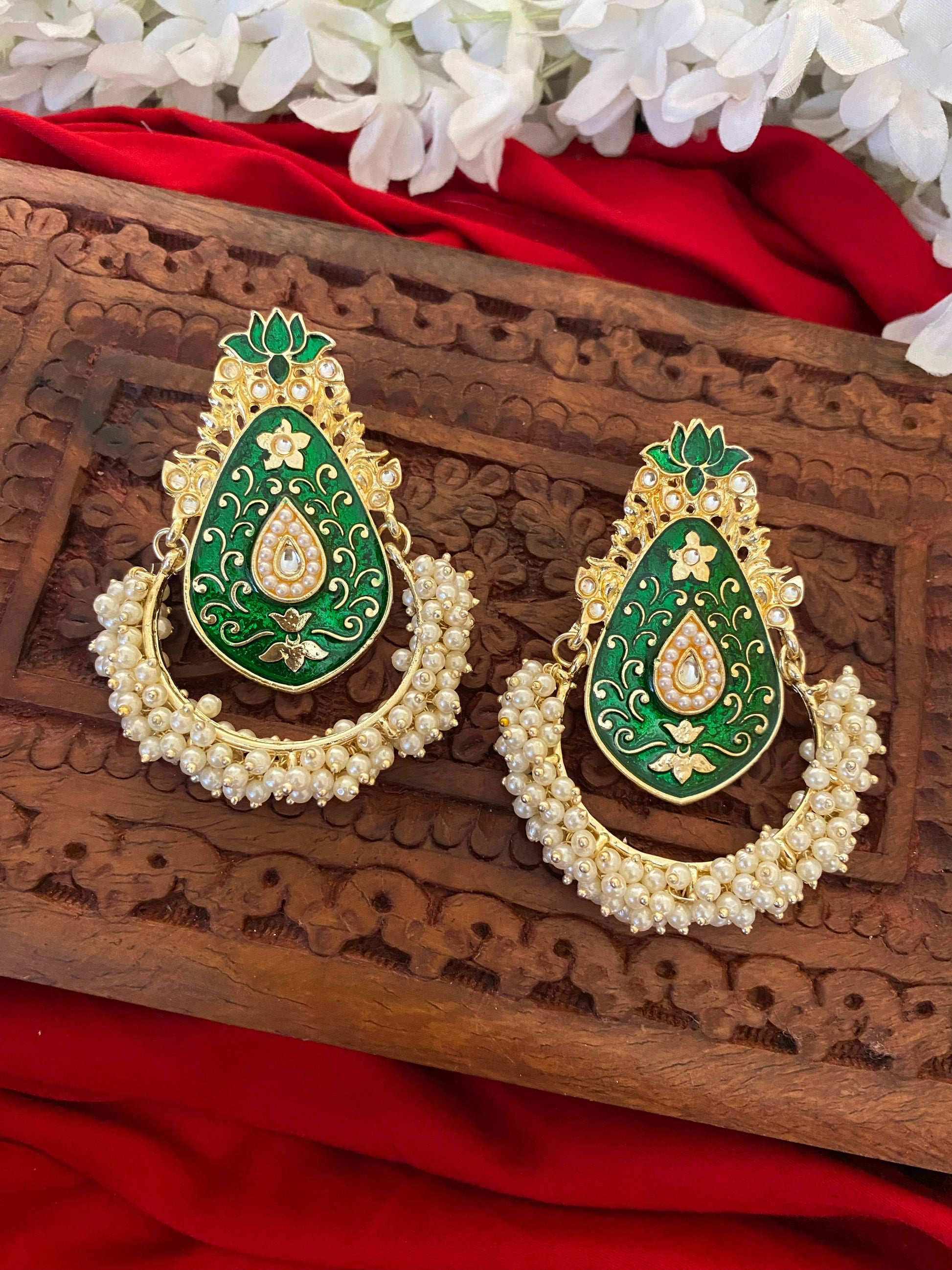 RIYANSHI CHANDBALI Gehnacollections