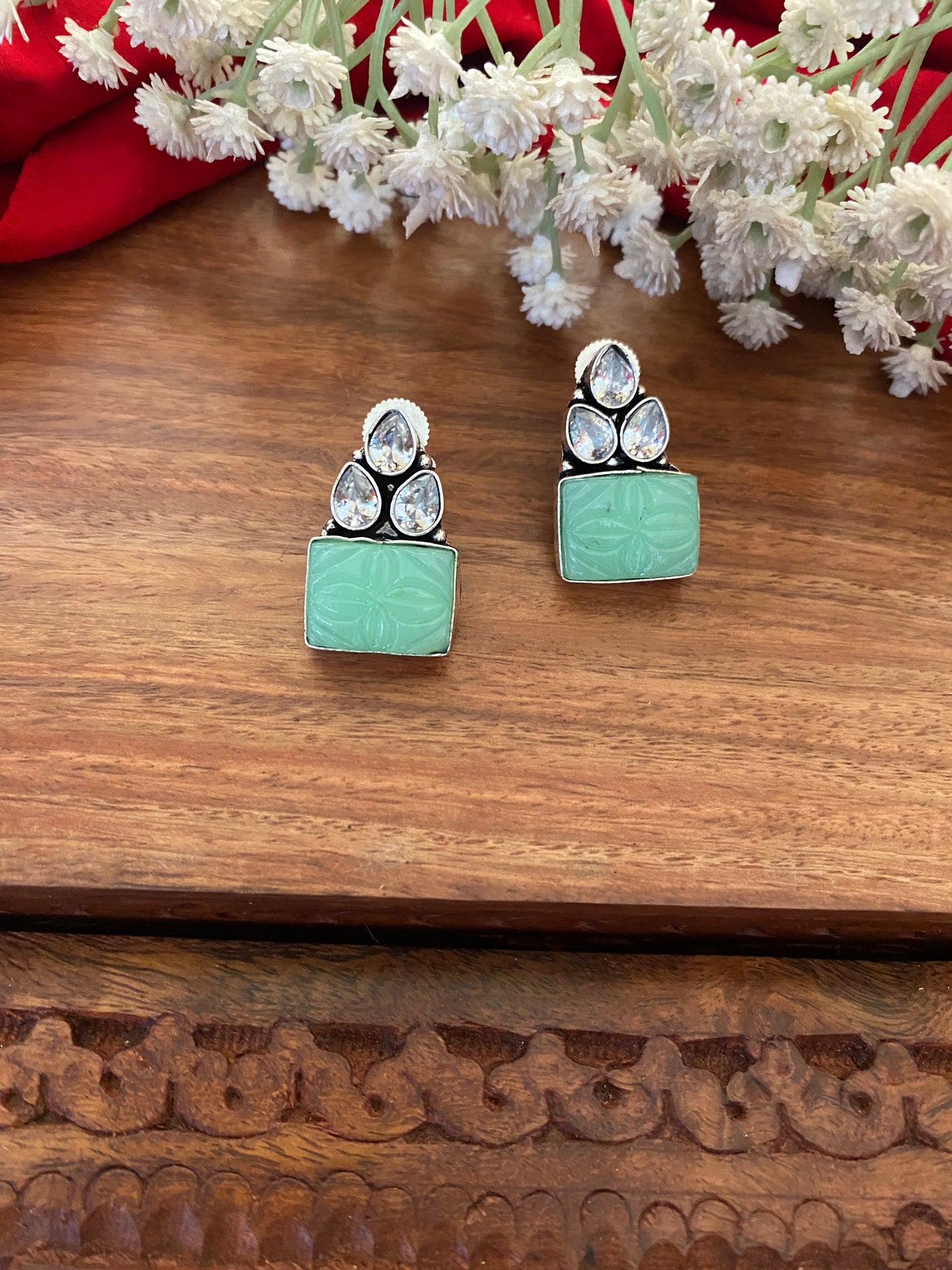 STONE STUDS Gehnacollections