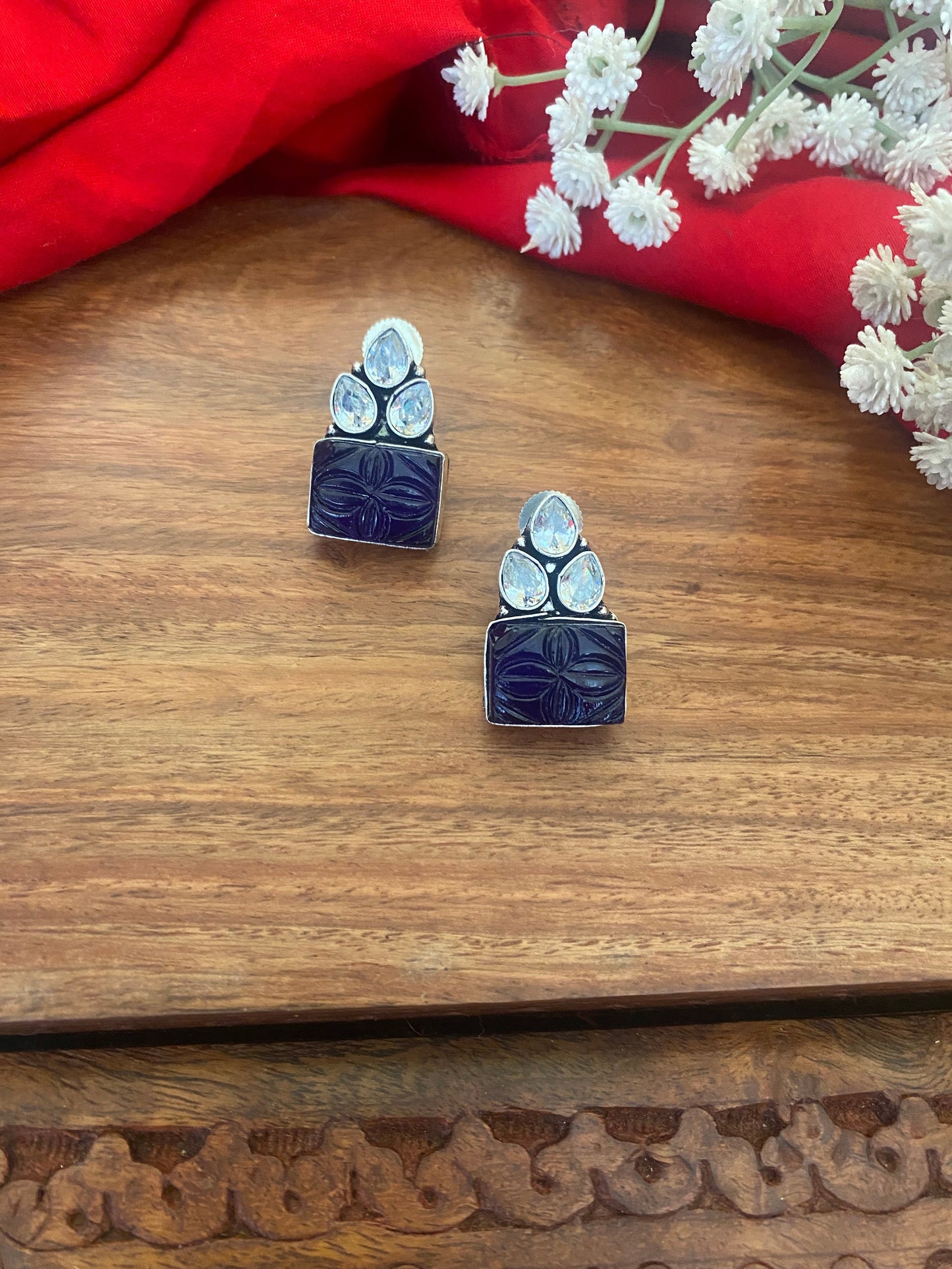 STONE STUDS Gehnacollections