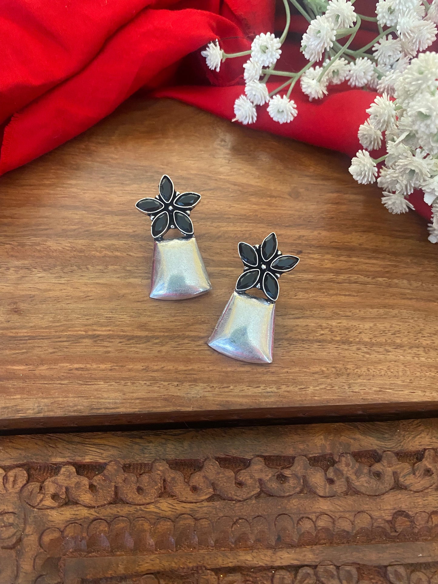 PAVI STONE STUDS Gehnacollections