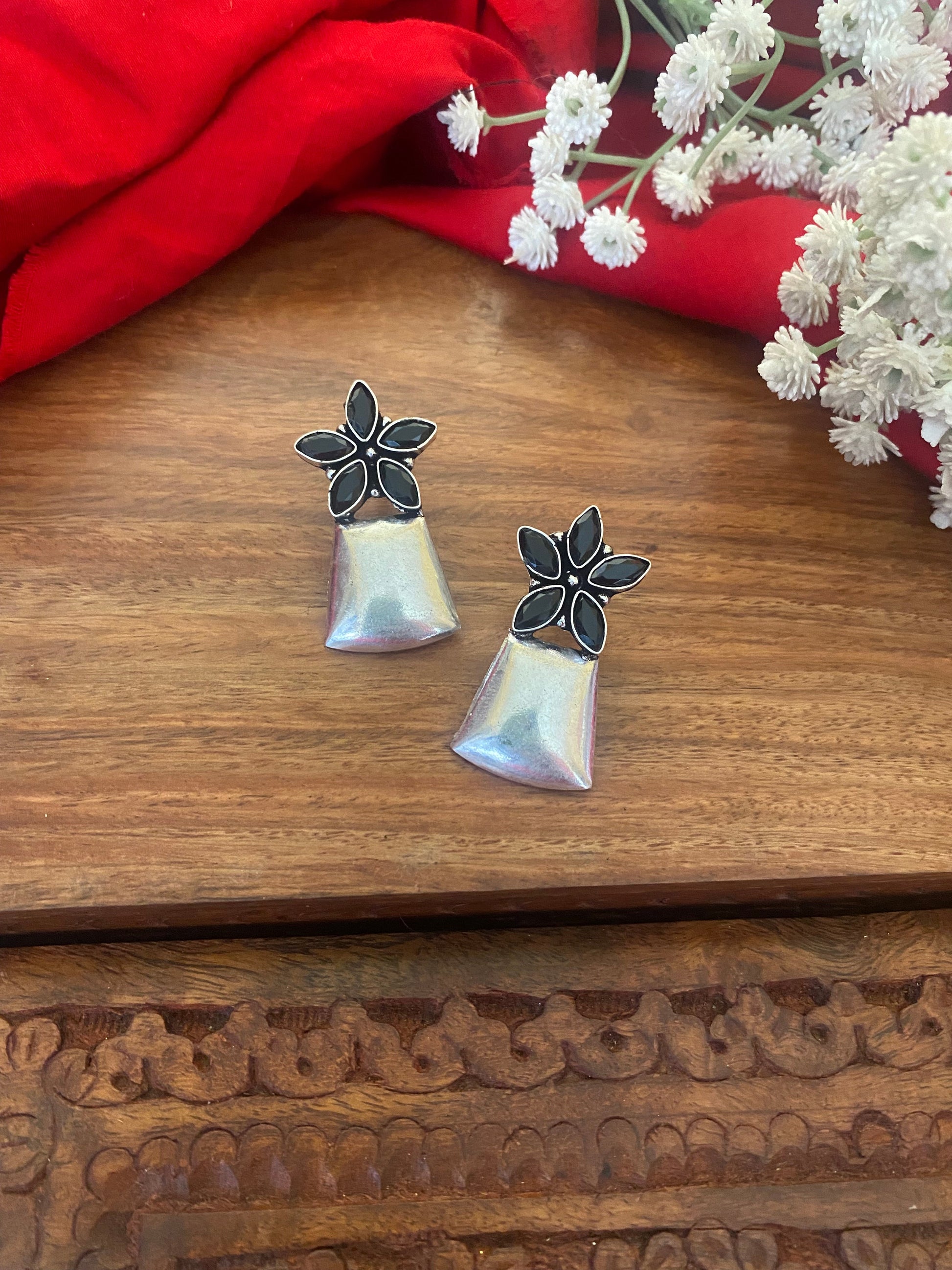 PAVI STONE STUDS Gehnacollections