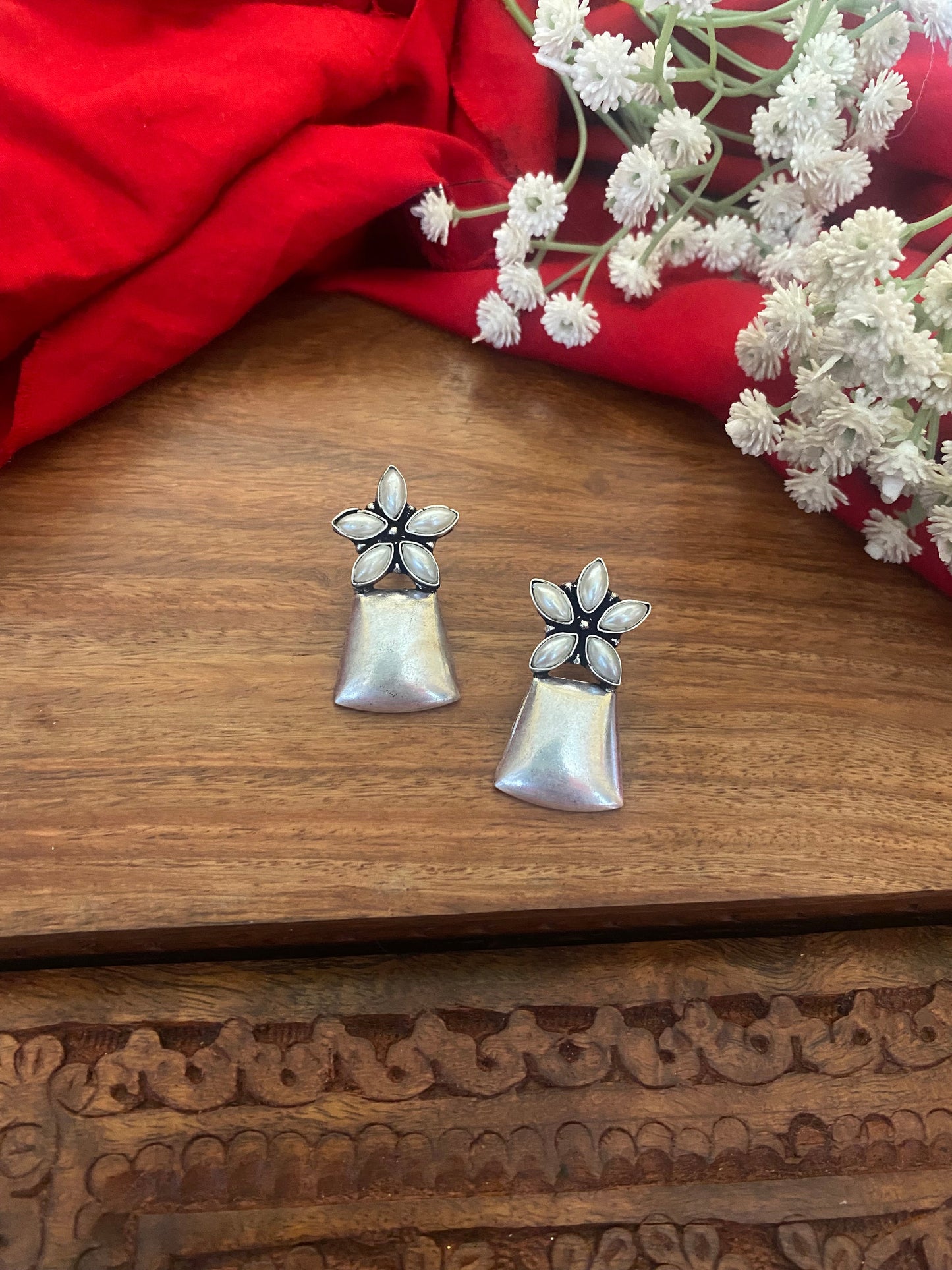 PAVI STONE STUDS Gehnacollections