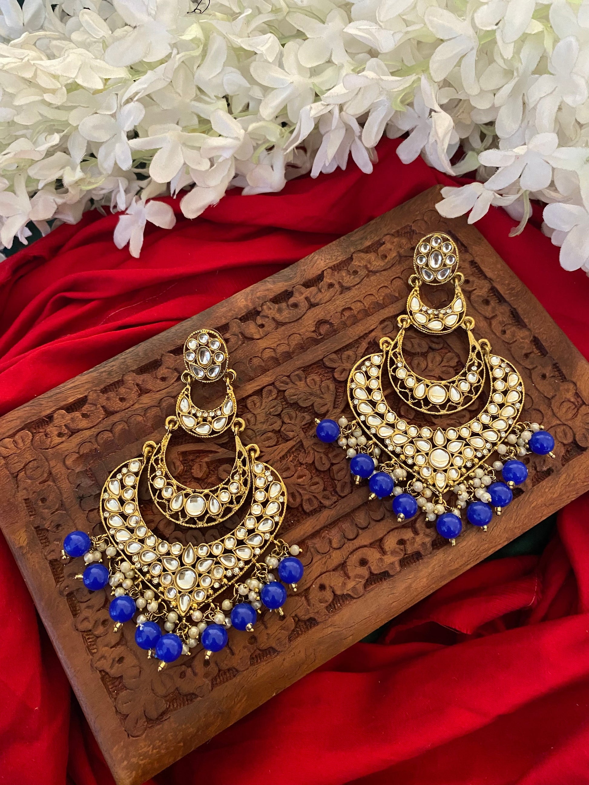 KIYARA CHANDBALI Gehnacollections