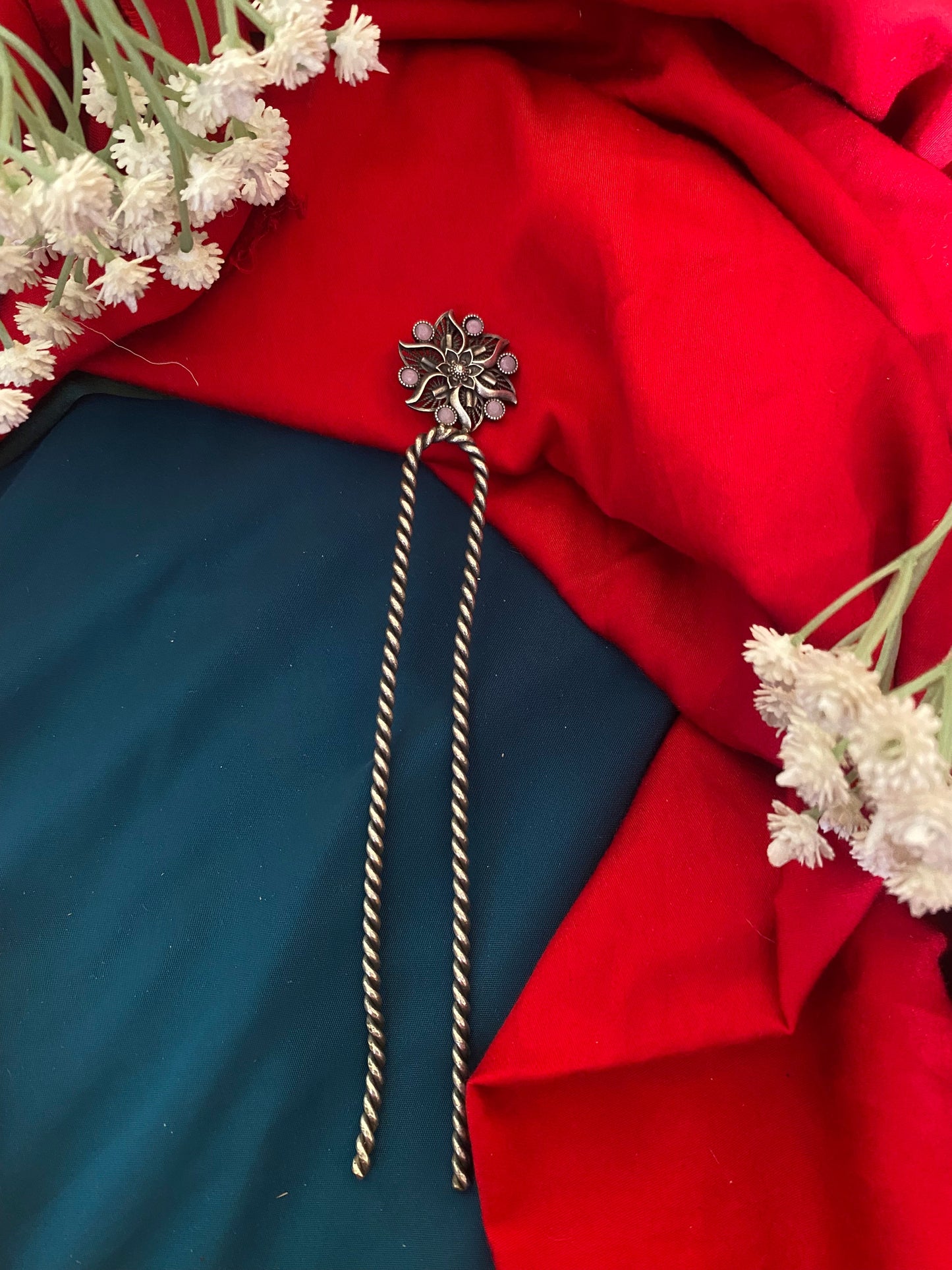 STONE FLORAL BUN CLIP Gehnacollections