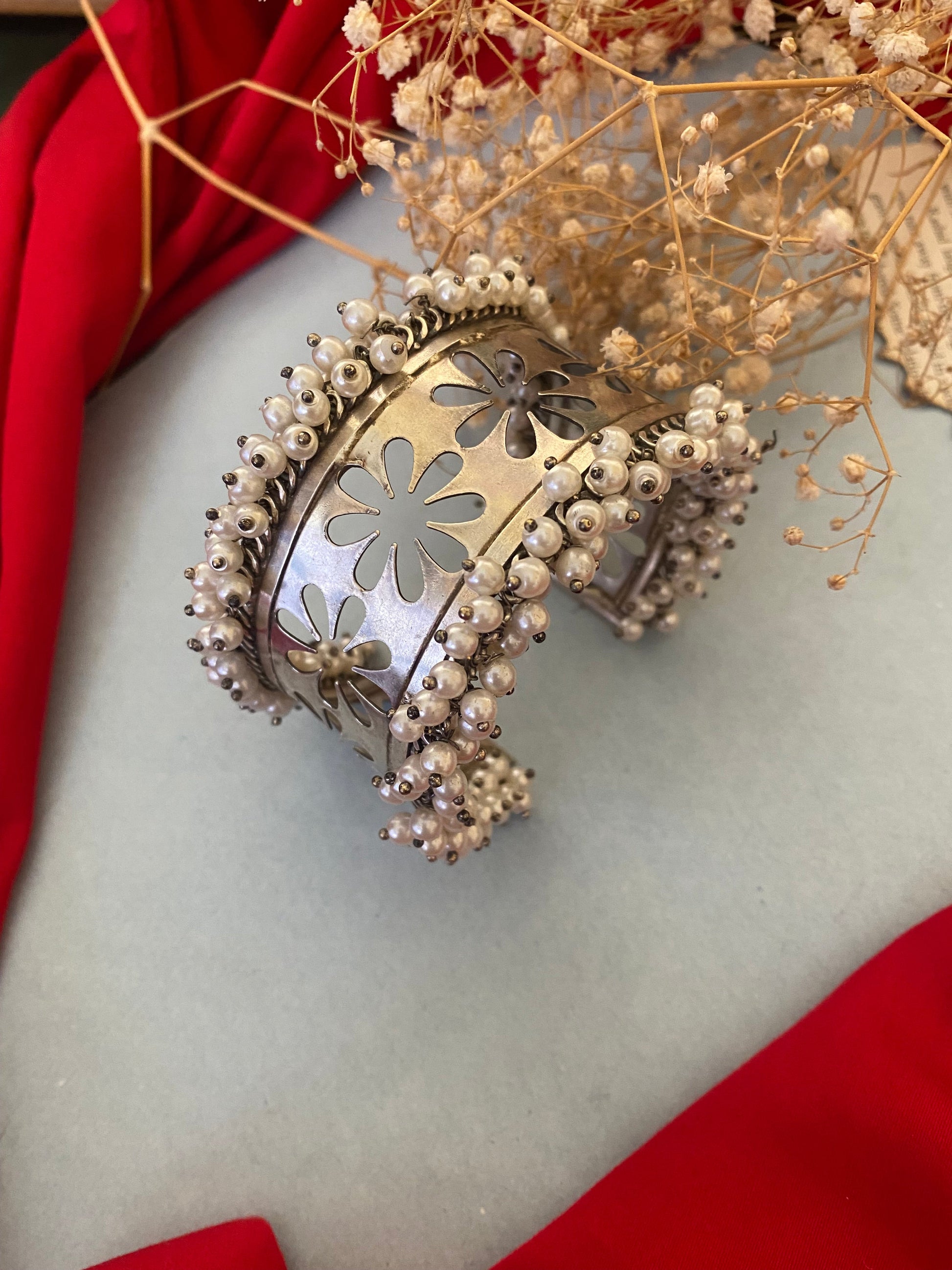 FLORAL PEARL  KADA Gehnacollections