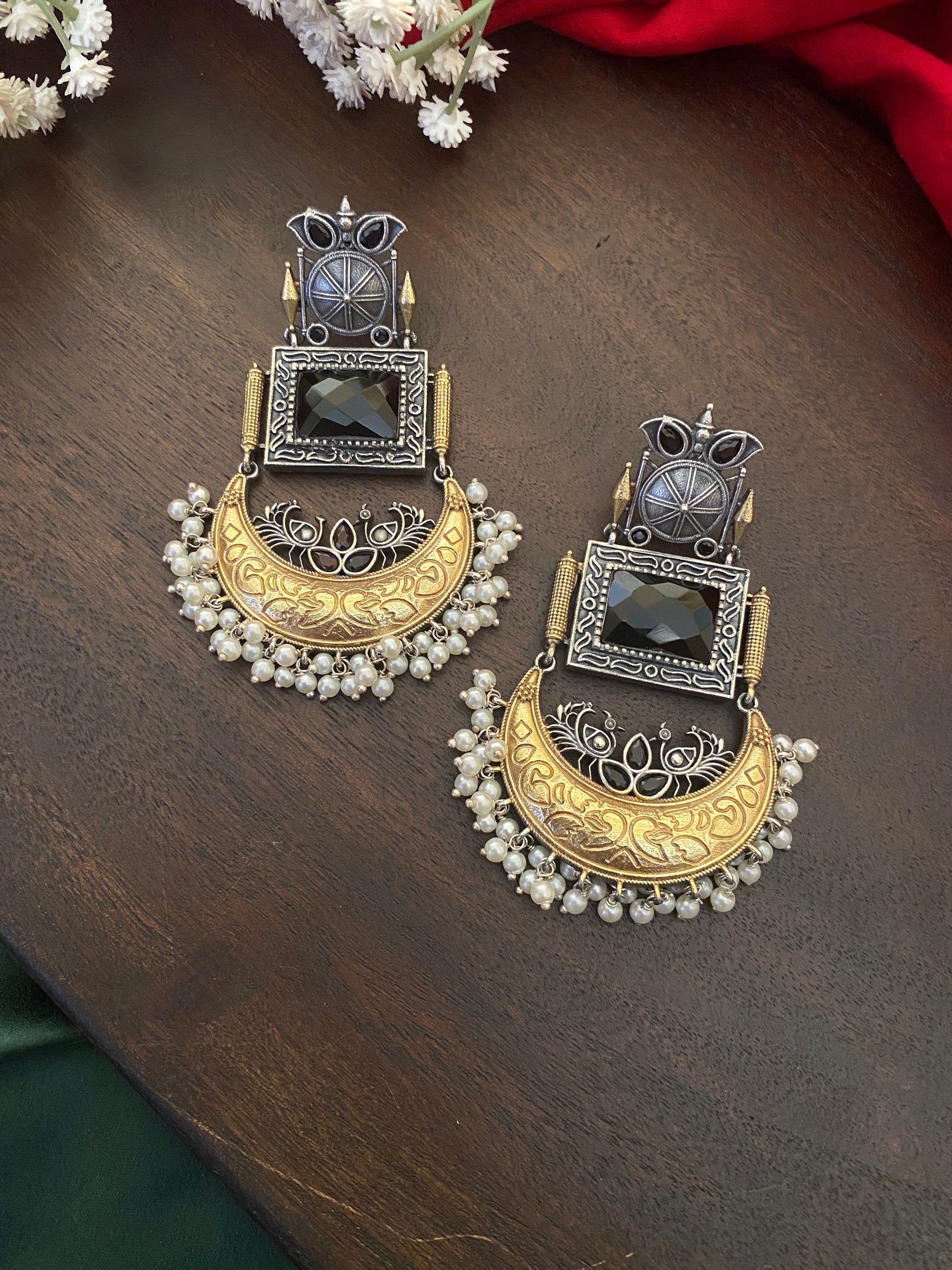 MOHINI DUAL TONE CHANDBALI Gehnacollections